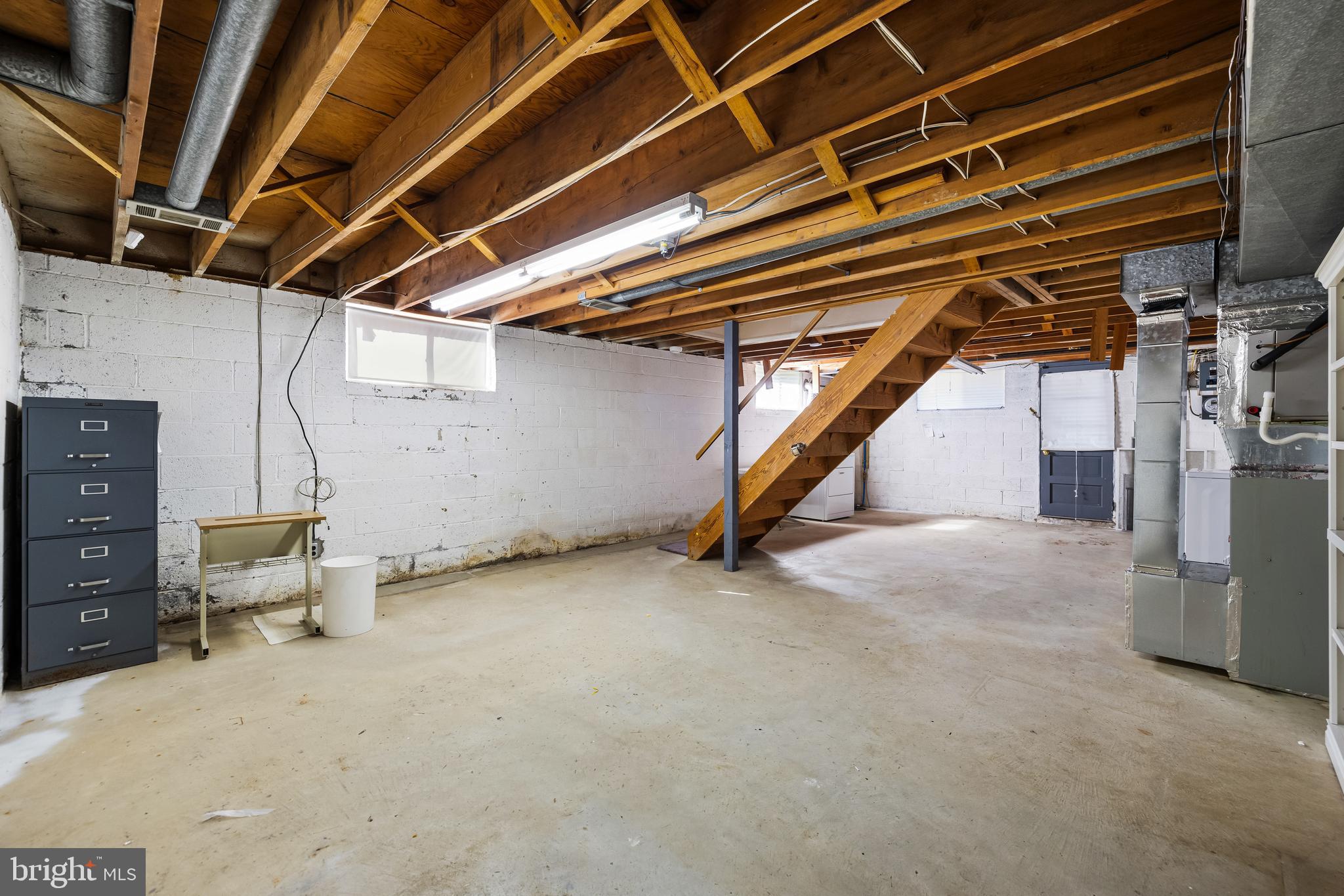 CHAPMAN MANOR - Residential