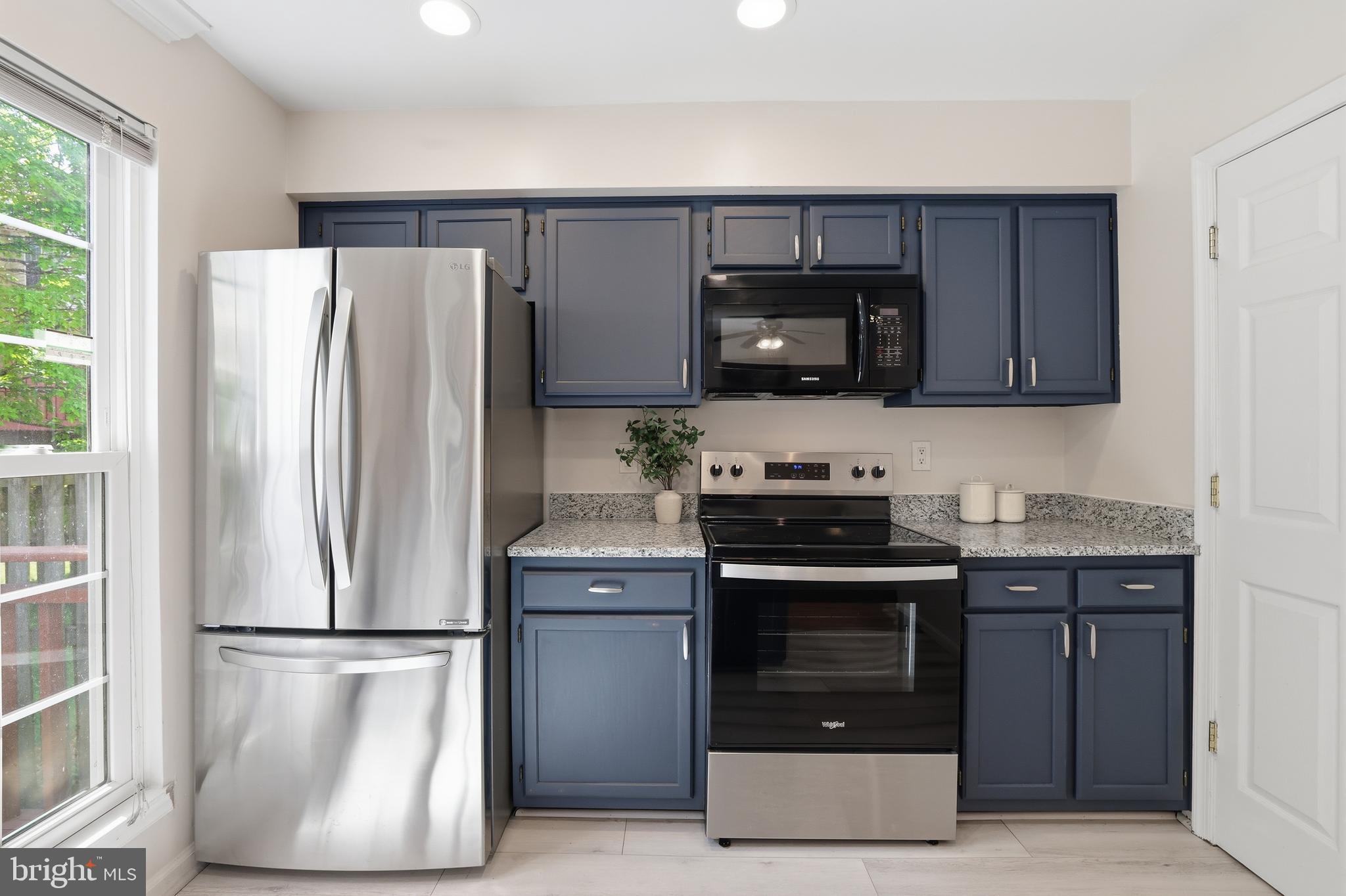LONGMEAD - Residential