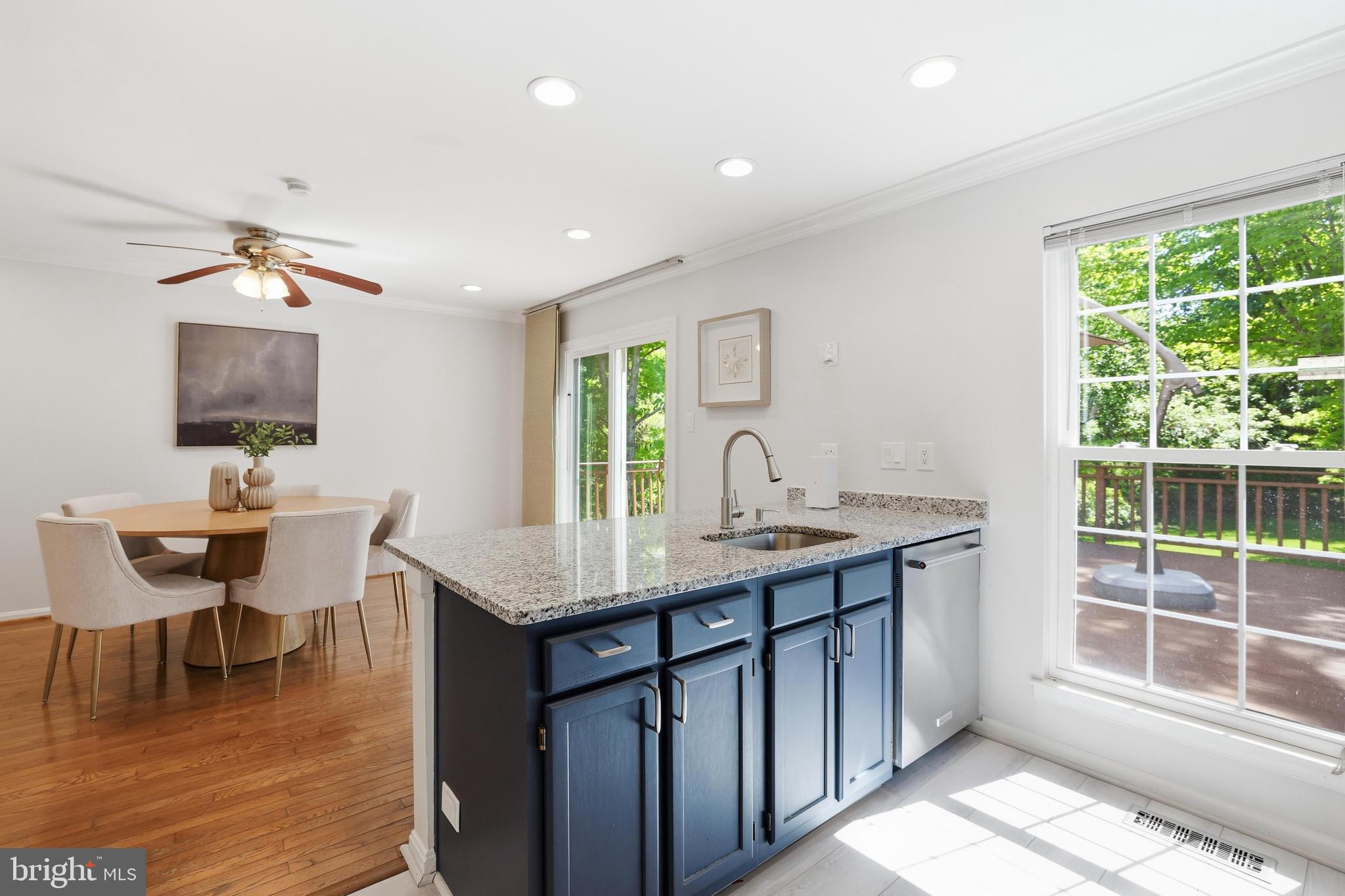 LONGMEAD - Residential
