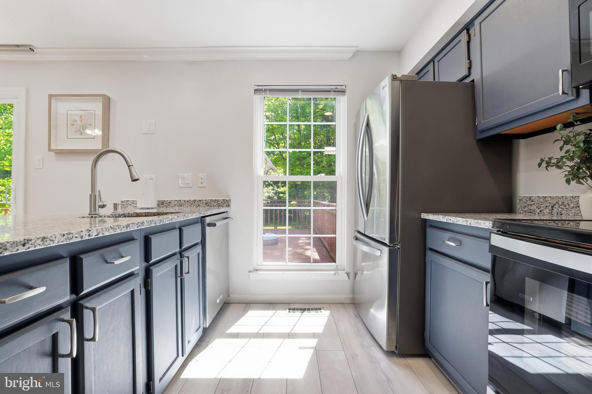 LONGMEAD - Residential