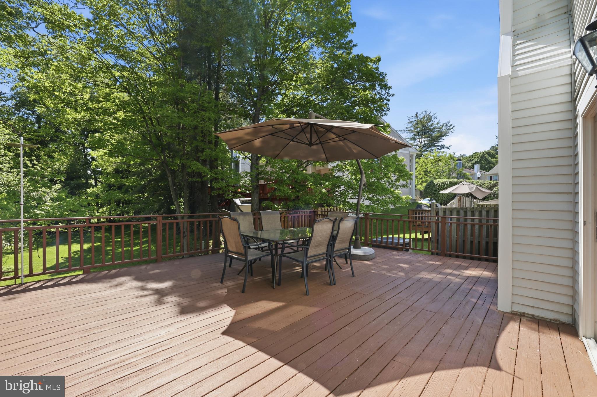LONGMEAD - Residential
