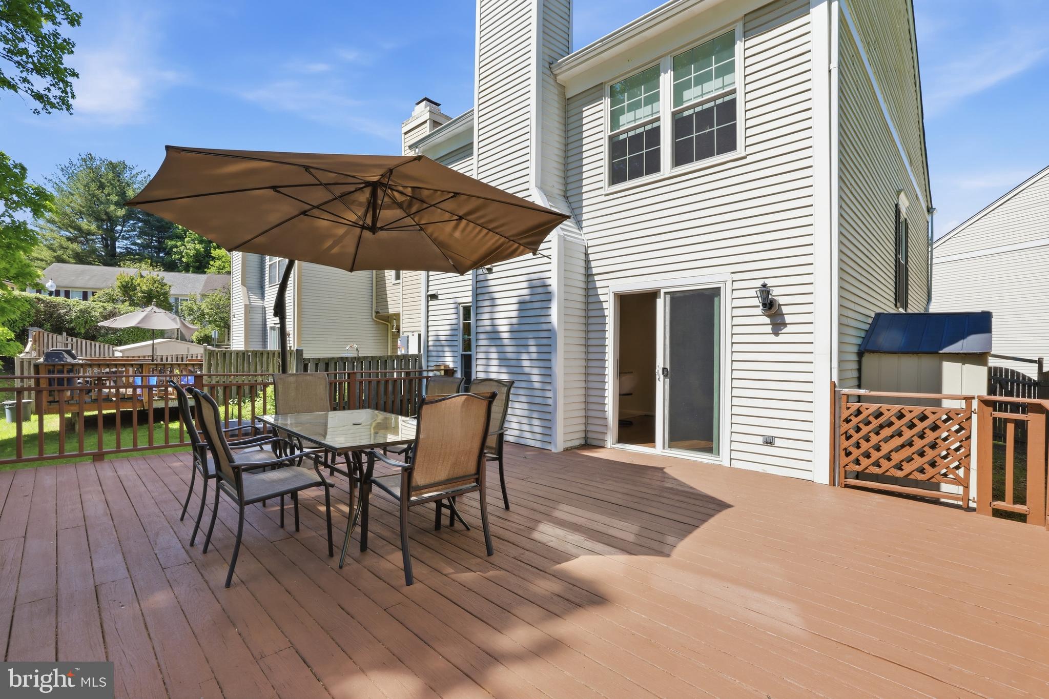 LONGMEAD - Residential