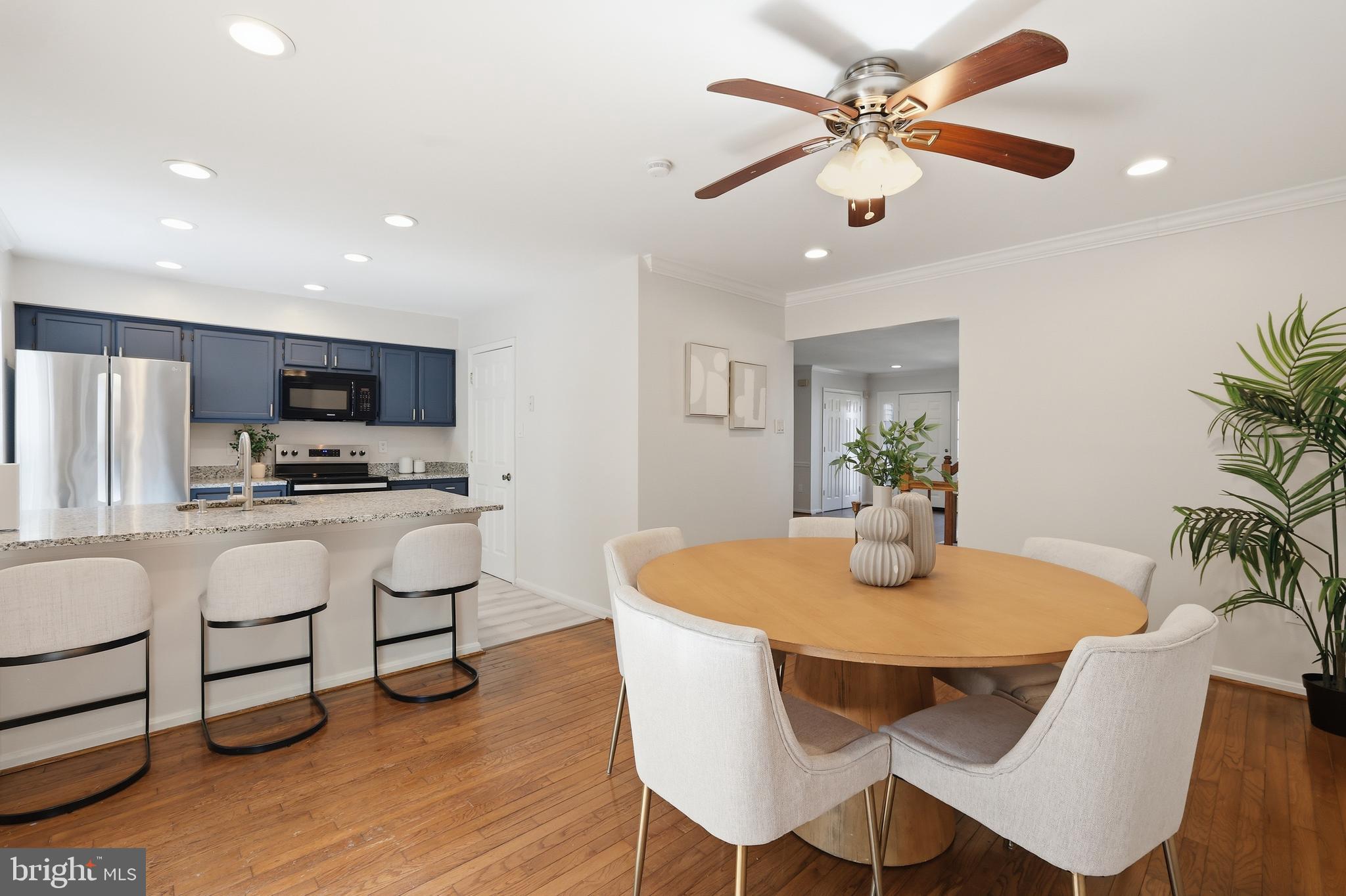 LONGMEAD - Residential