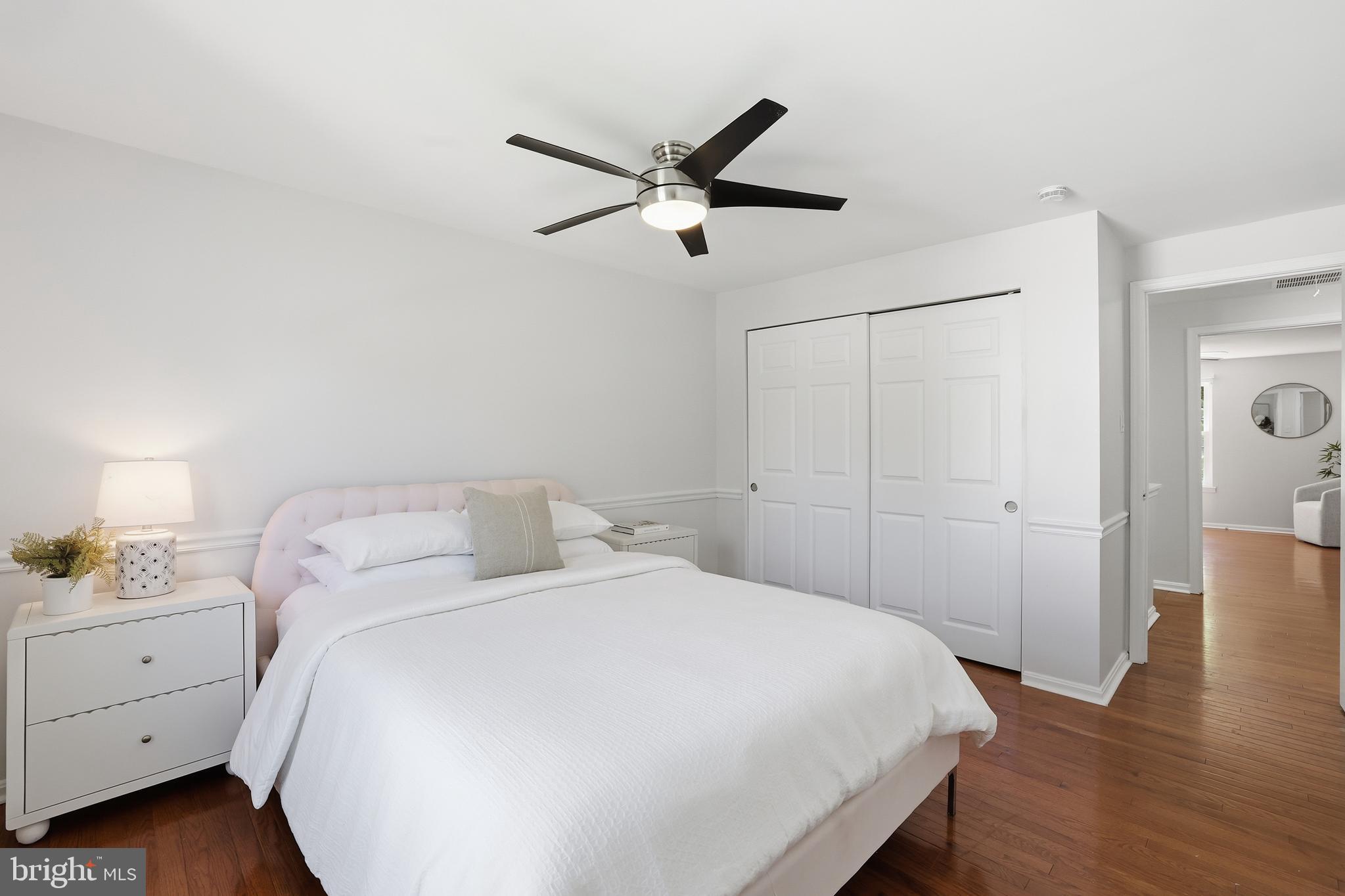 LONGMEAD - Residential