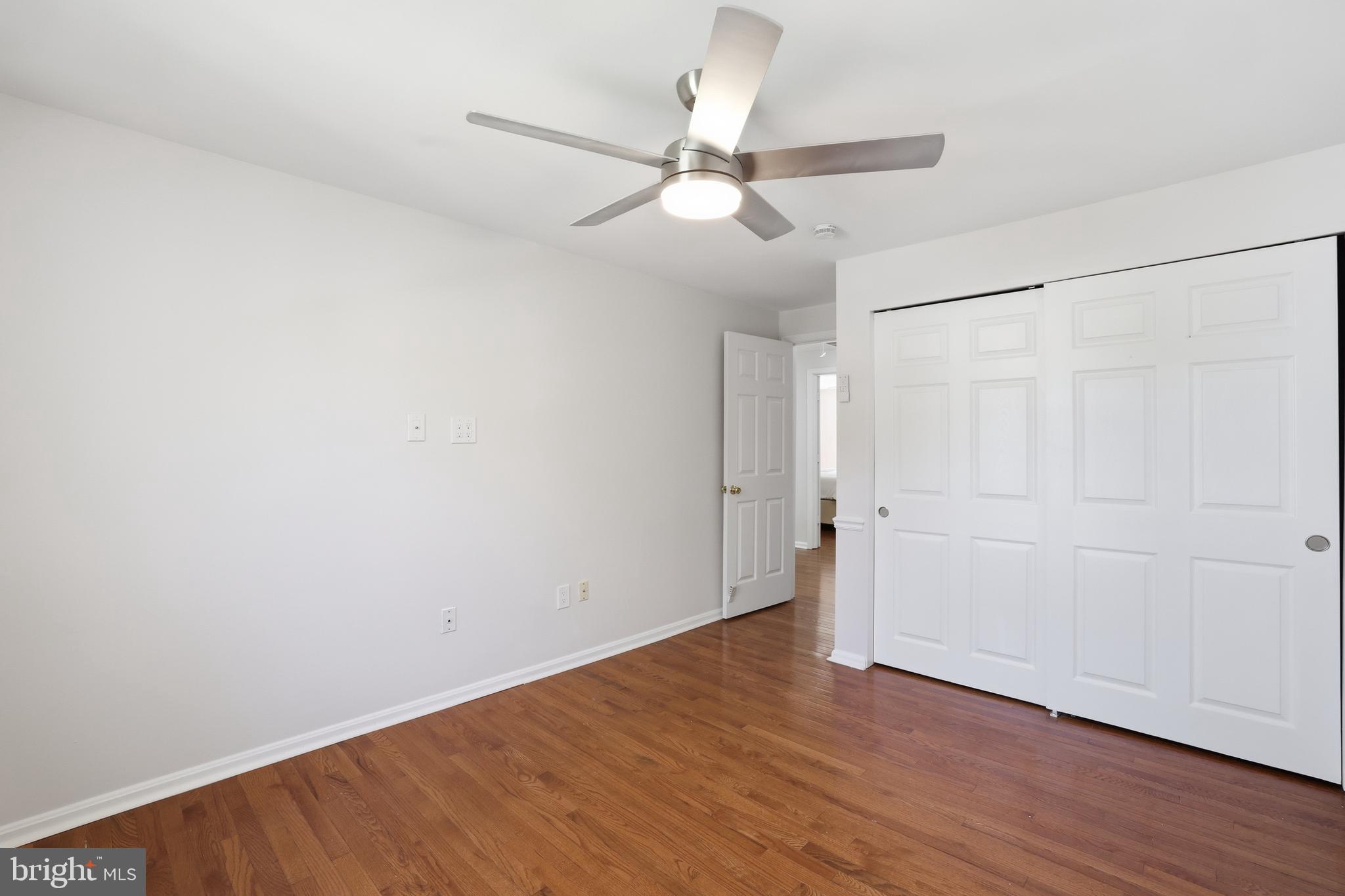 LONGMEAD - Residential