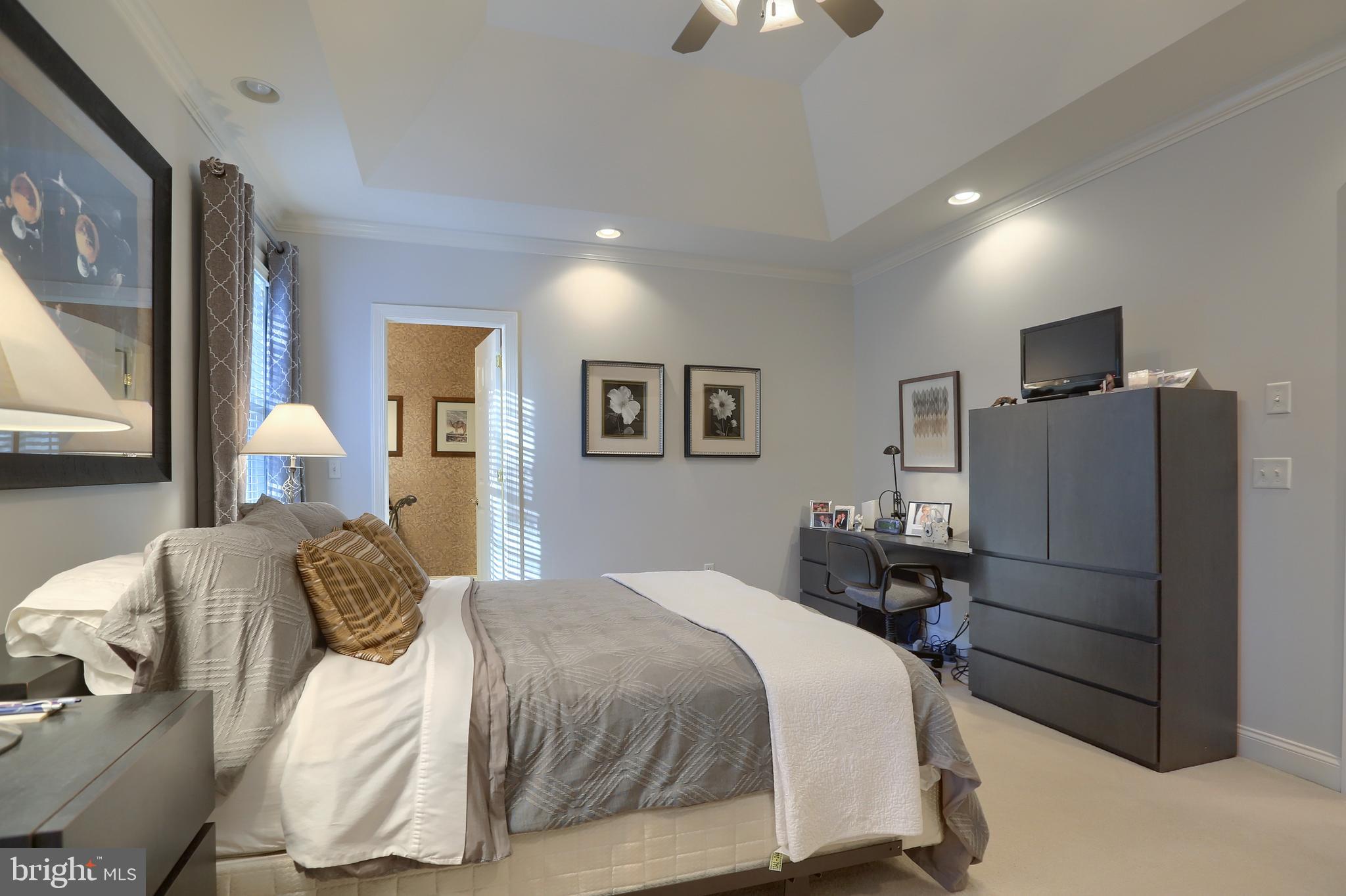 PINEHURST HILLS - Residential