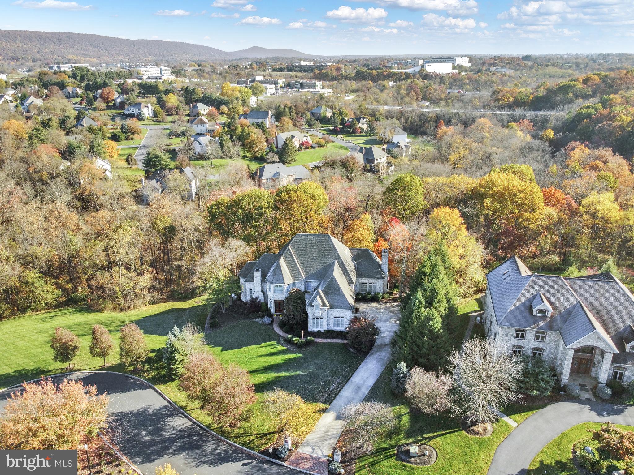 PINEHURST HILLS - Residential