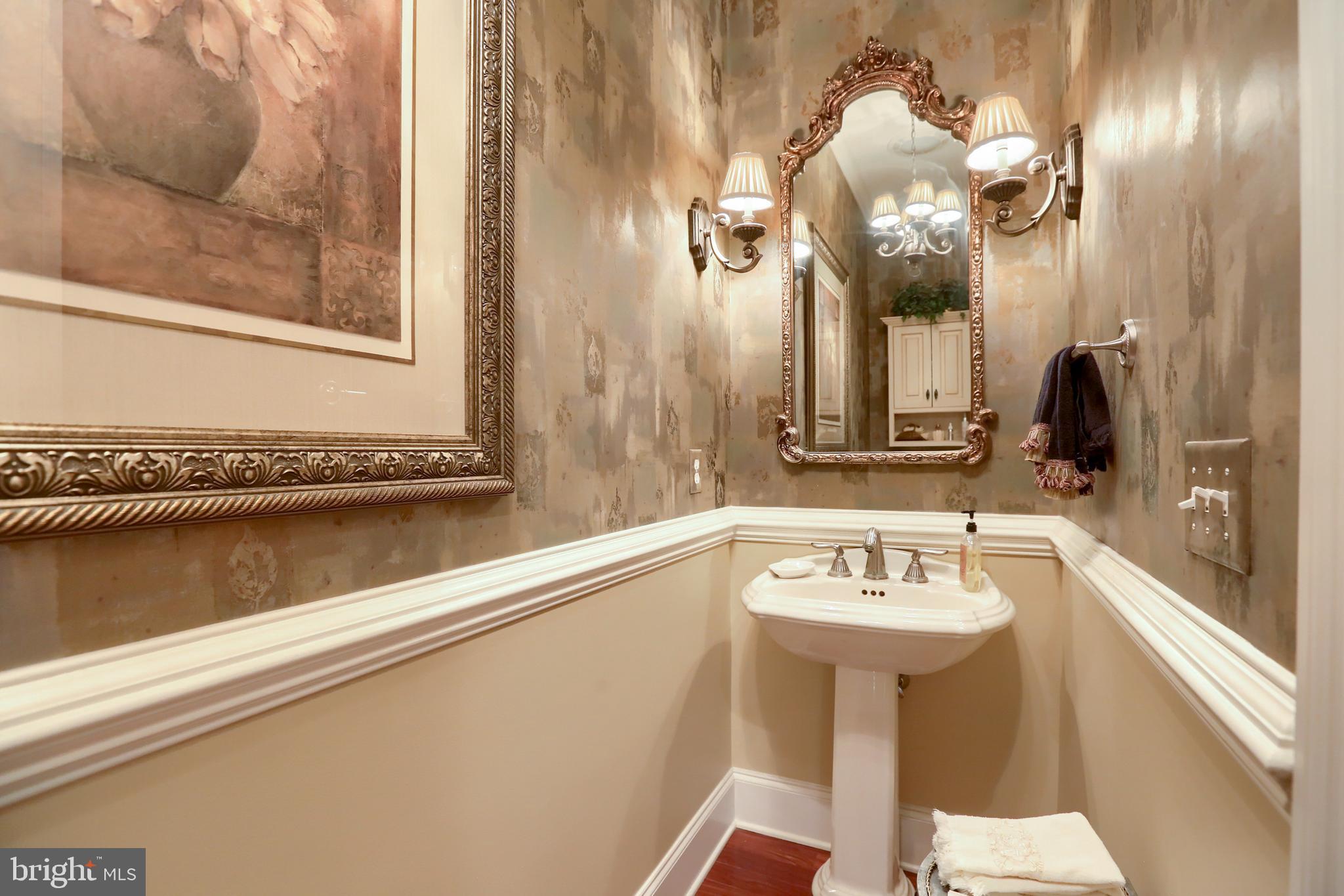 PINEHURST HILLS - Residential