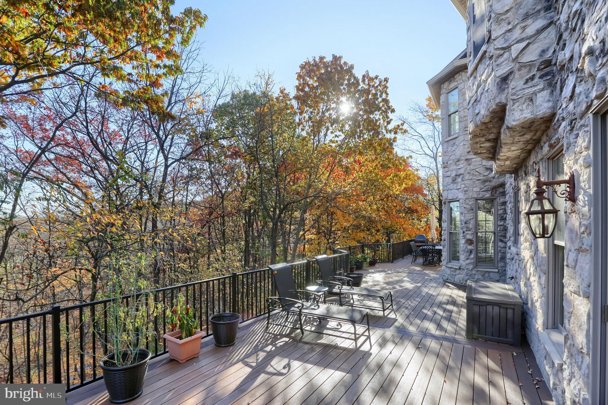 PINEHURST HILLS - Residential