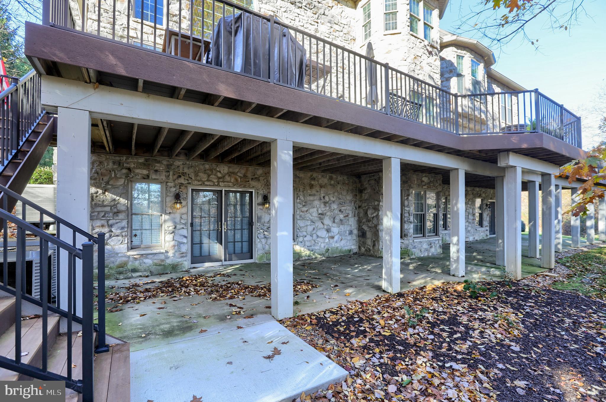 PINEHURST HILLS - Residential