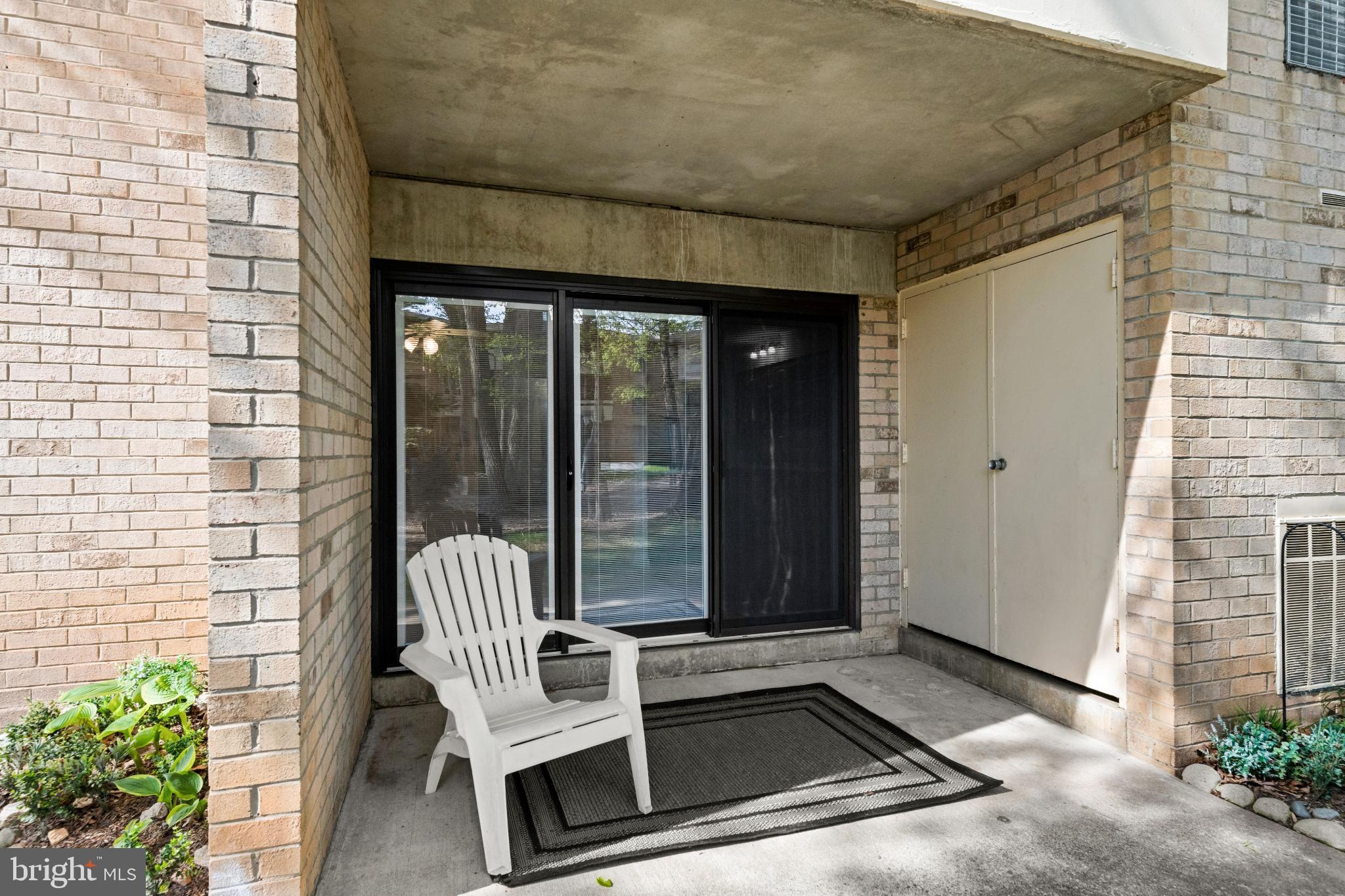 GLENVALE CONDO - Residential