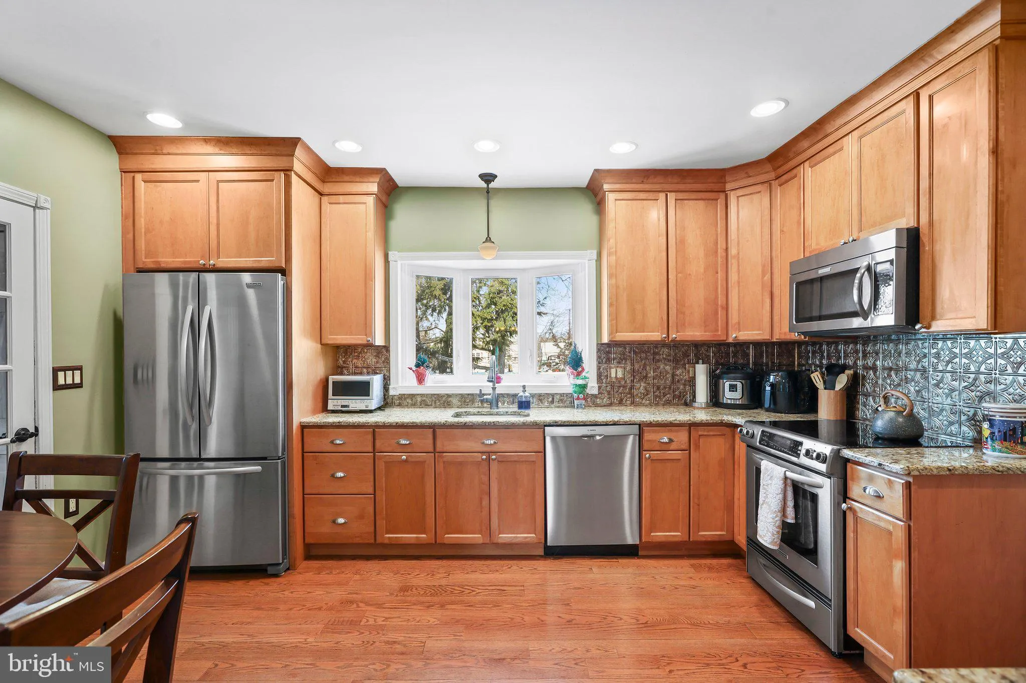 Belle Mead, New Jersey 08502, United States, 4 Bedrooms Bedrooms, ,2 BathroomsBathrooms,Residential,Pending,12752