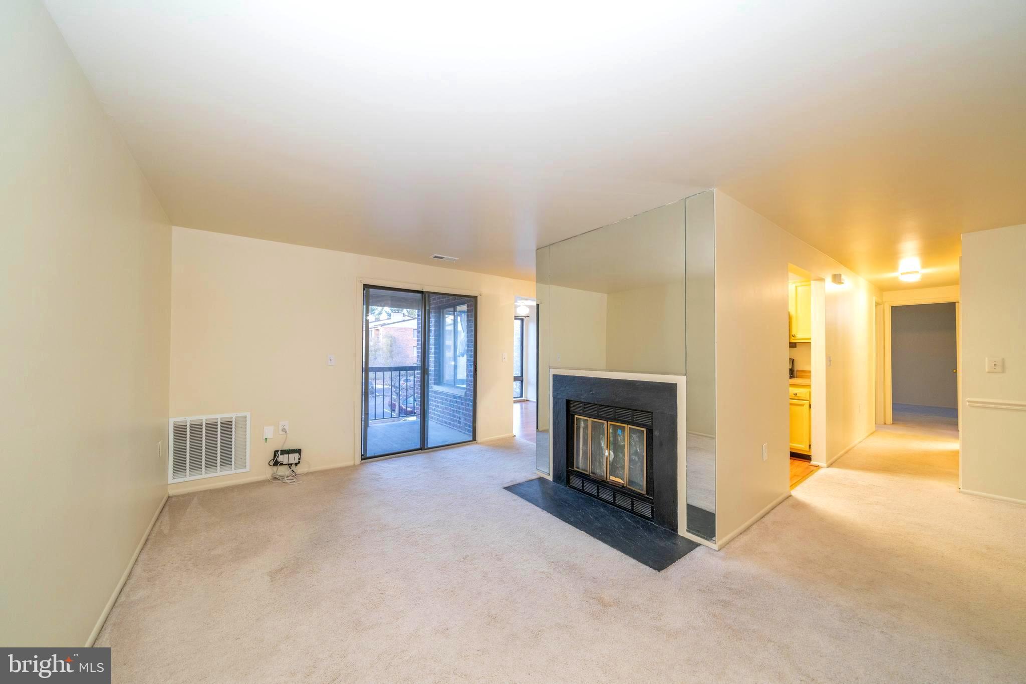 FARMINGDALE - Residential Lease