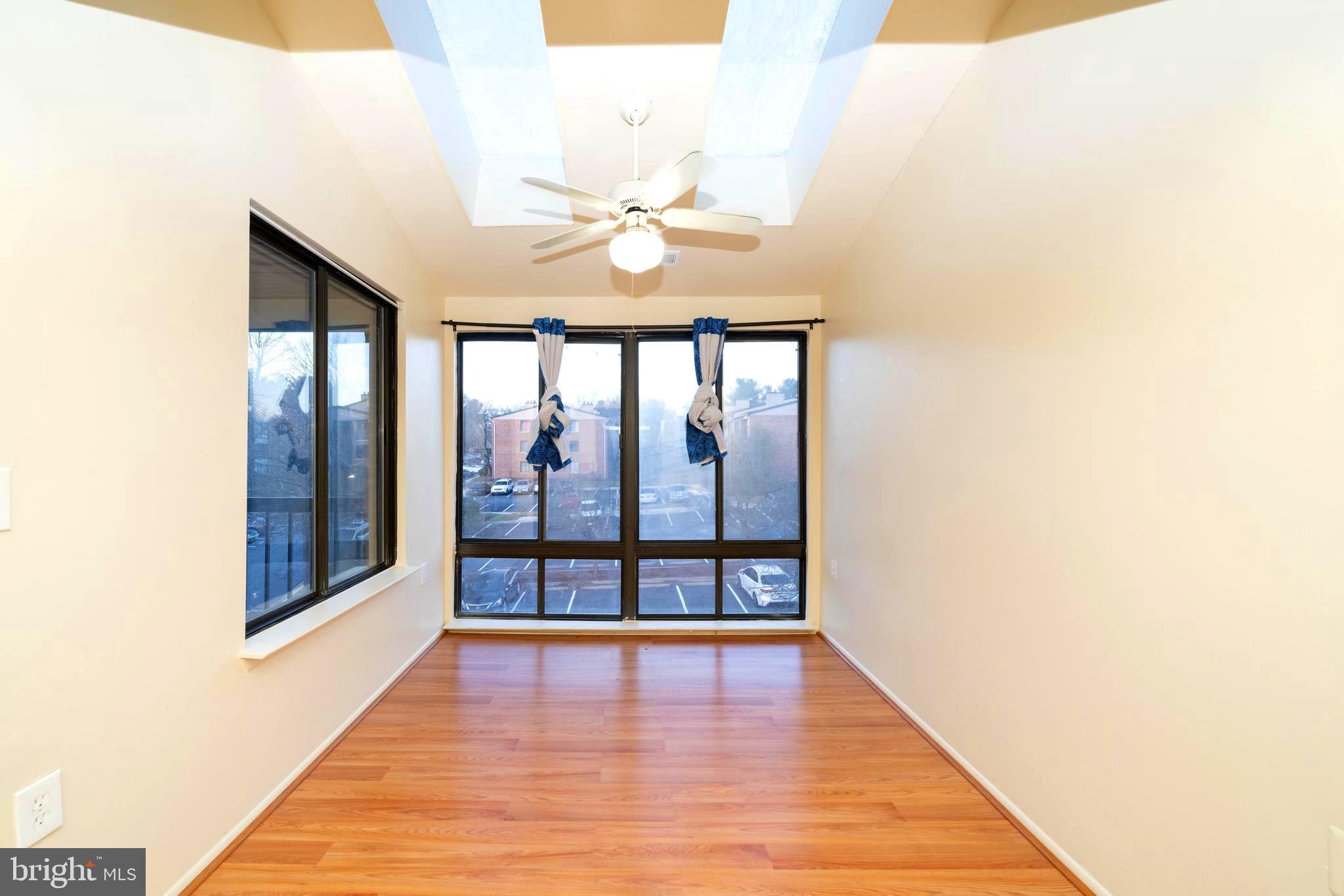 FARMINGDALE - Residential Lease