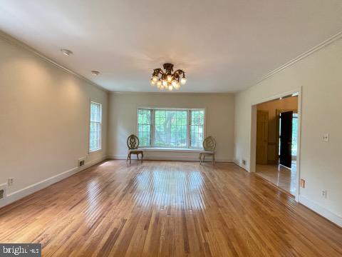 POTOMAC OUTSIDE - Residential