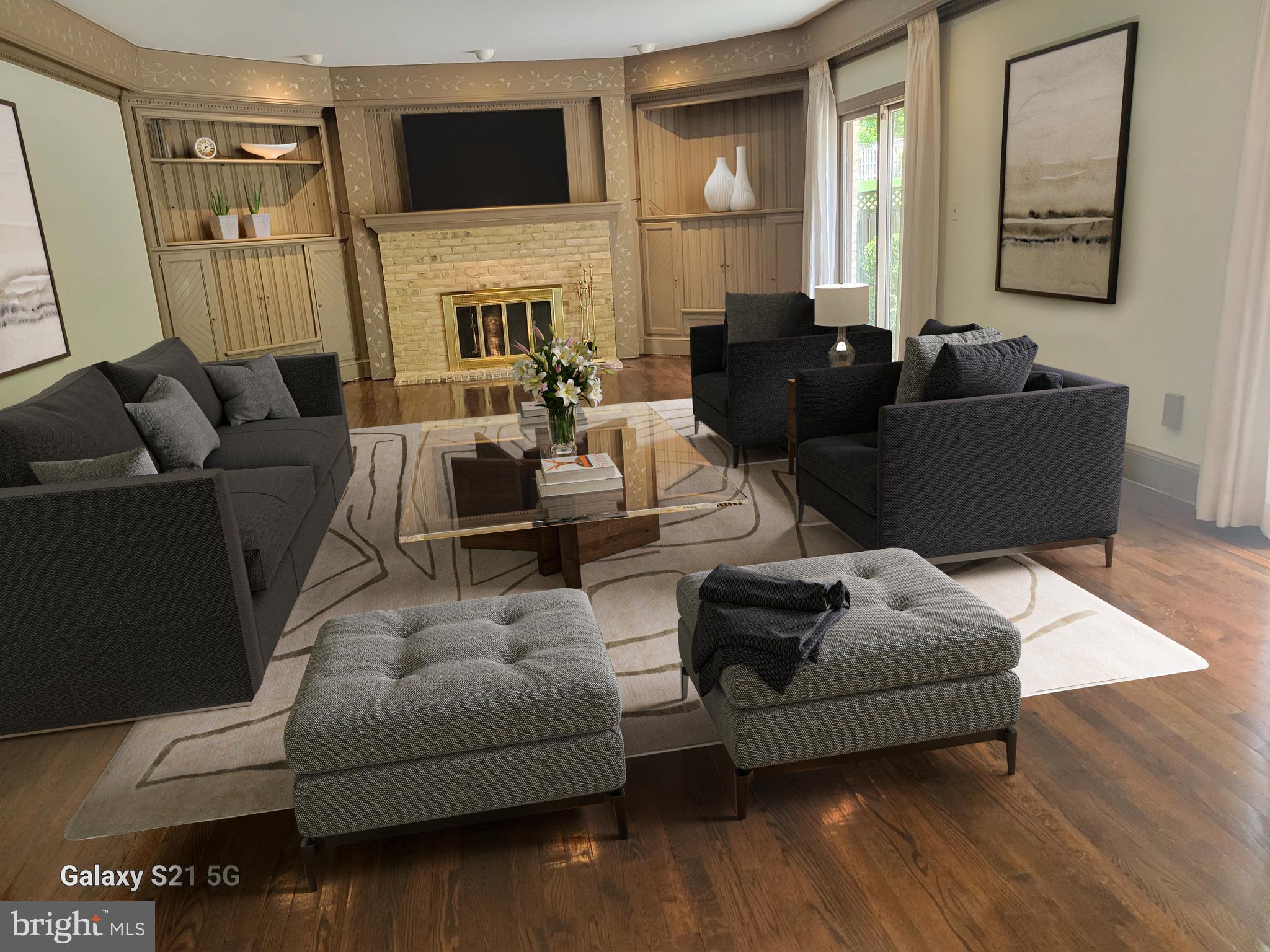 POTOMAC OUTSIDE - Residential