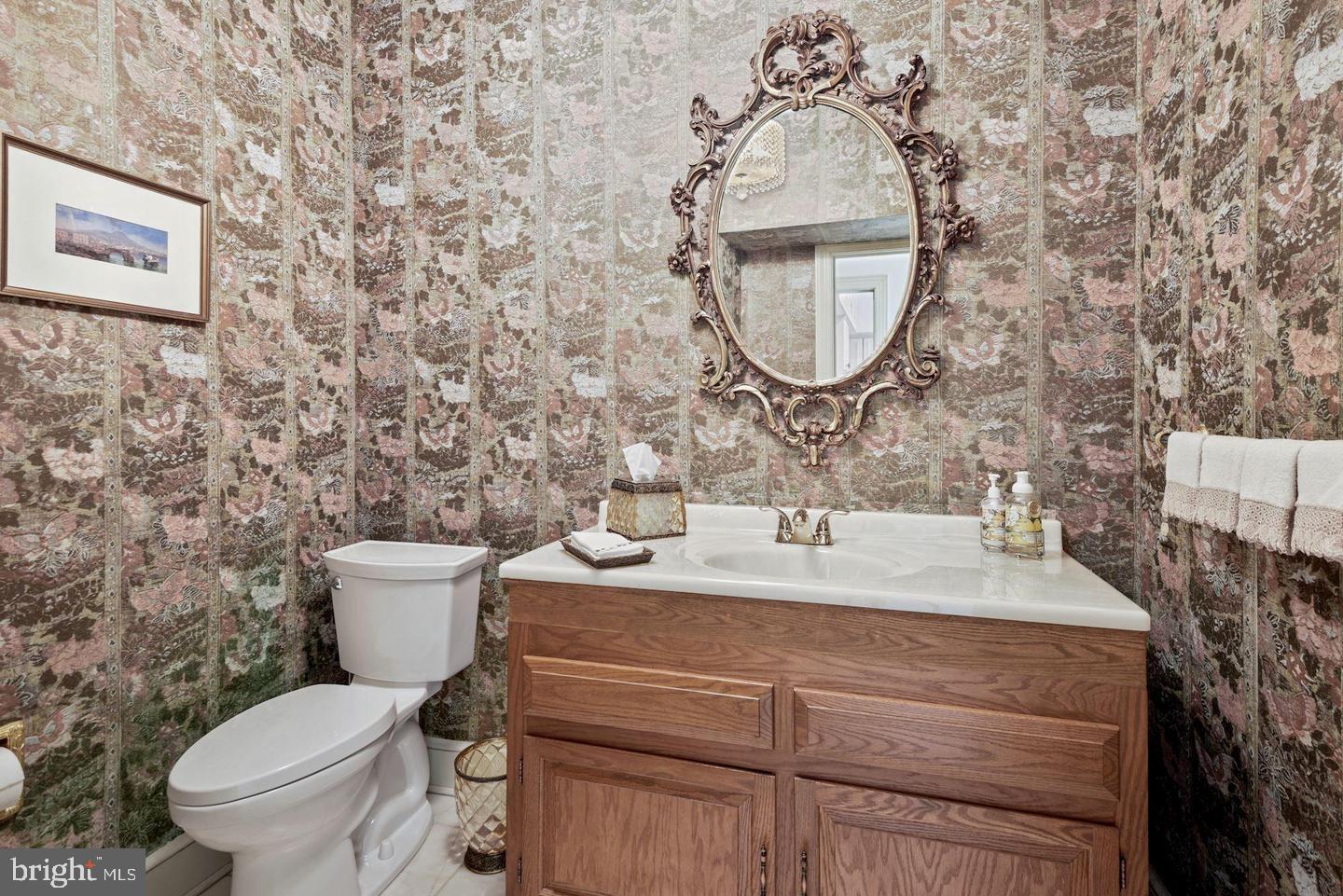 POTOMAC OUTSIDE - Residential