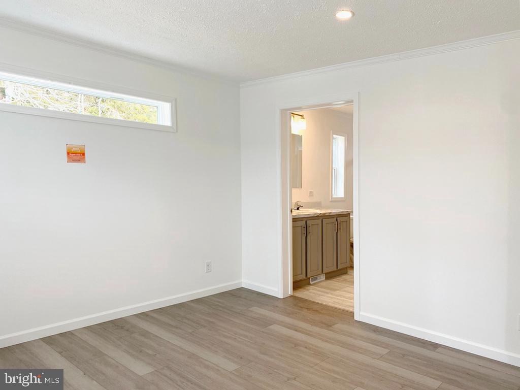 SUSSEX WEST MHP - Residential