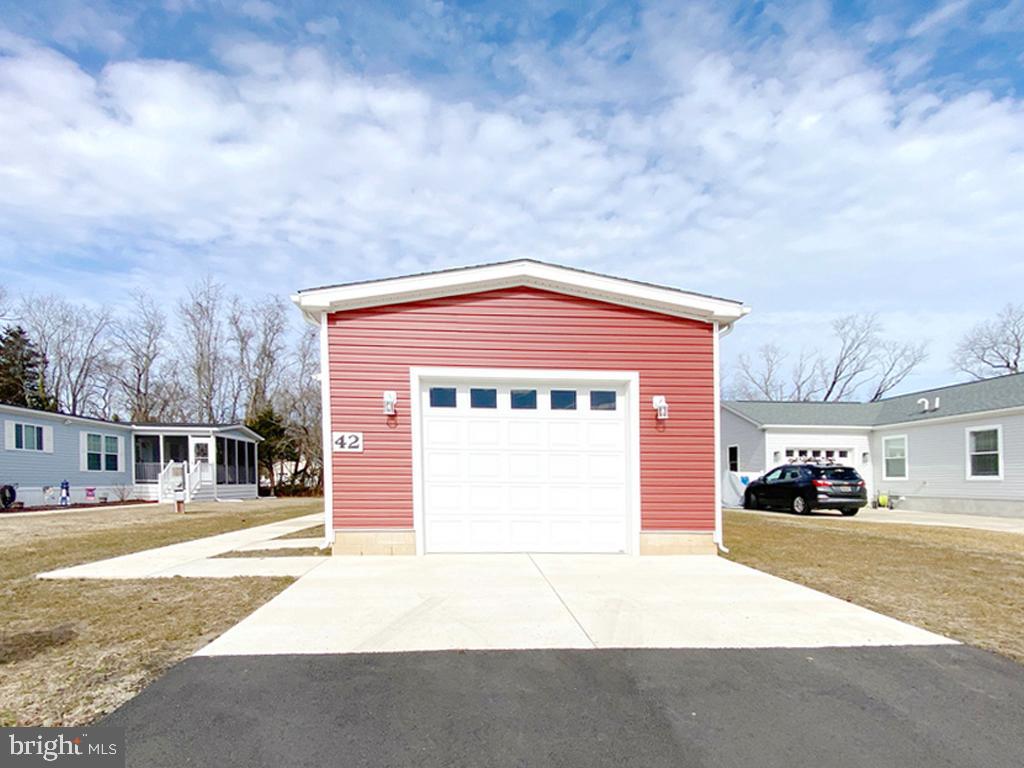 SUSSEX WEST MHP - Residential