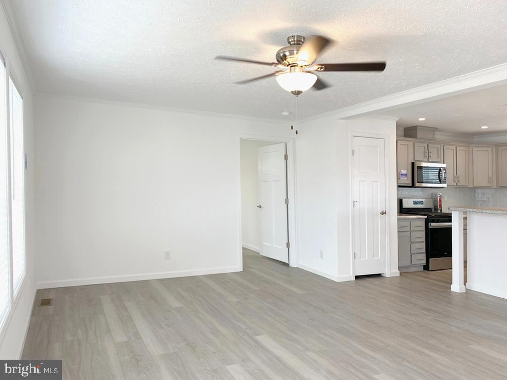 SUSSEX WEST MHP - Residential