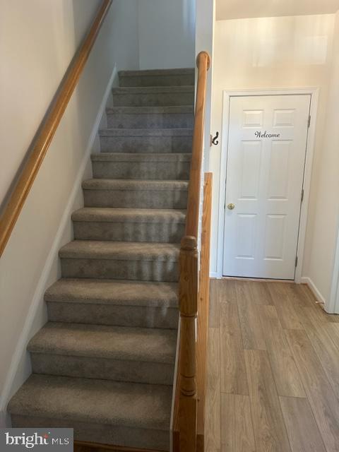 SOUTH RIDING - Residential Lease