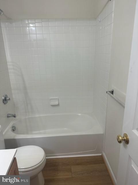 SOUTH RIDING - Residential Lease