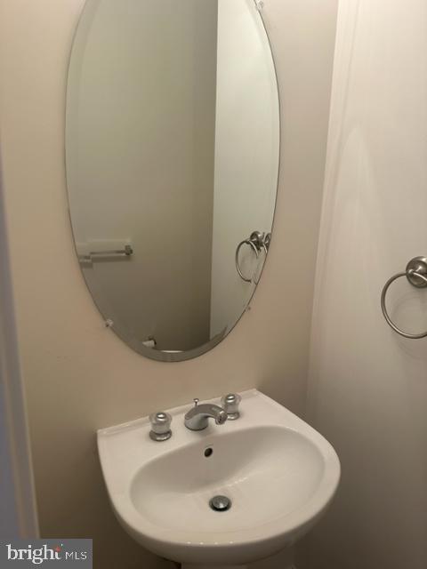 SOUTH RIDING - Residential Lease