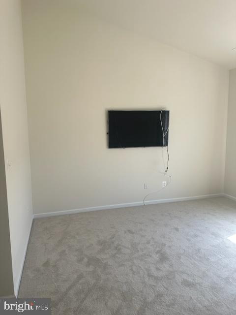 SOUTH RIDING - Residential Lease