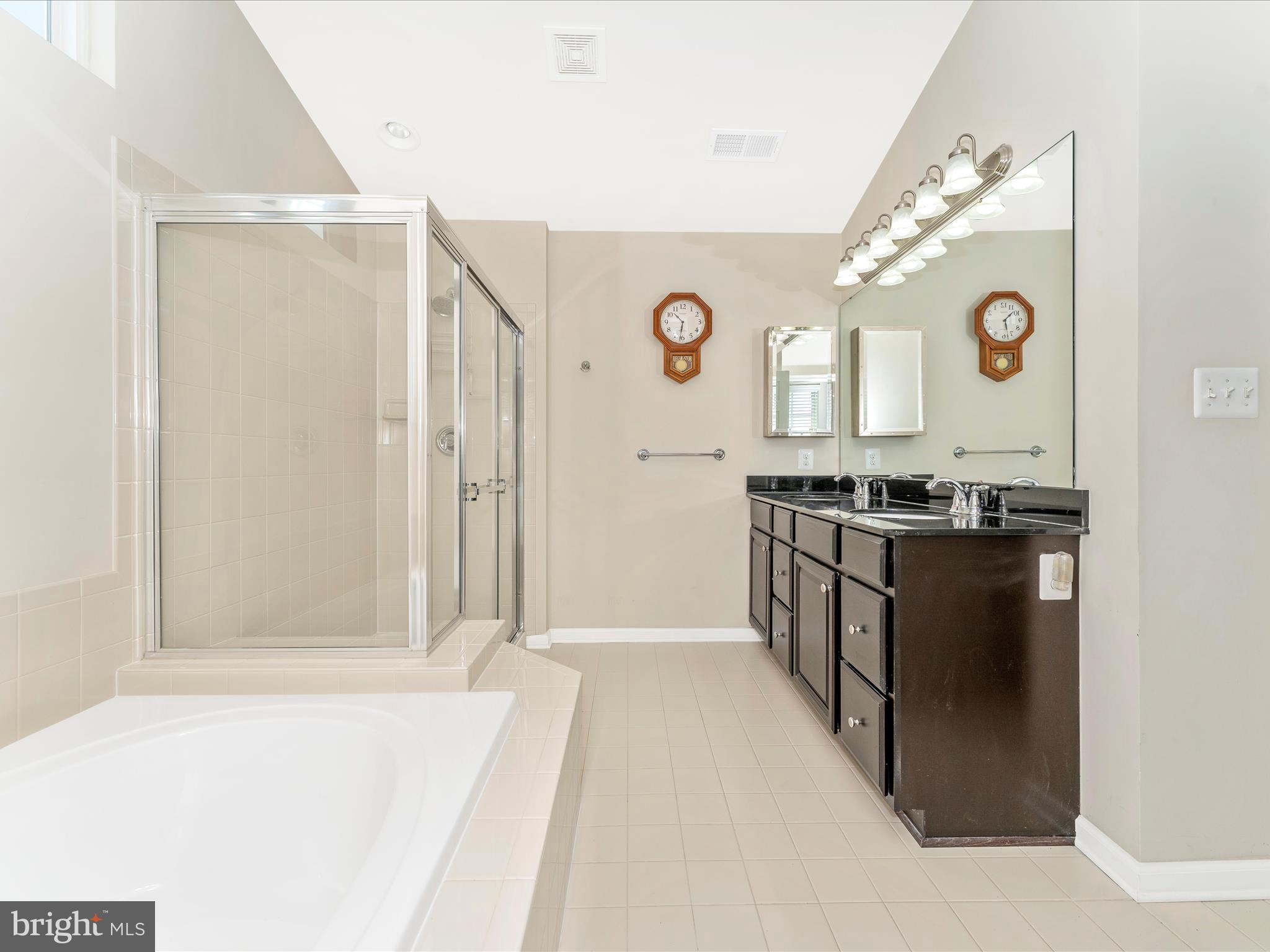 CANNON BLUFF - Residential