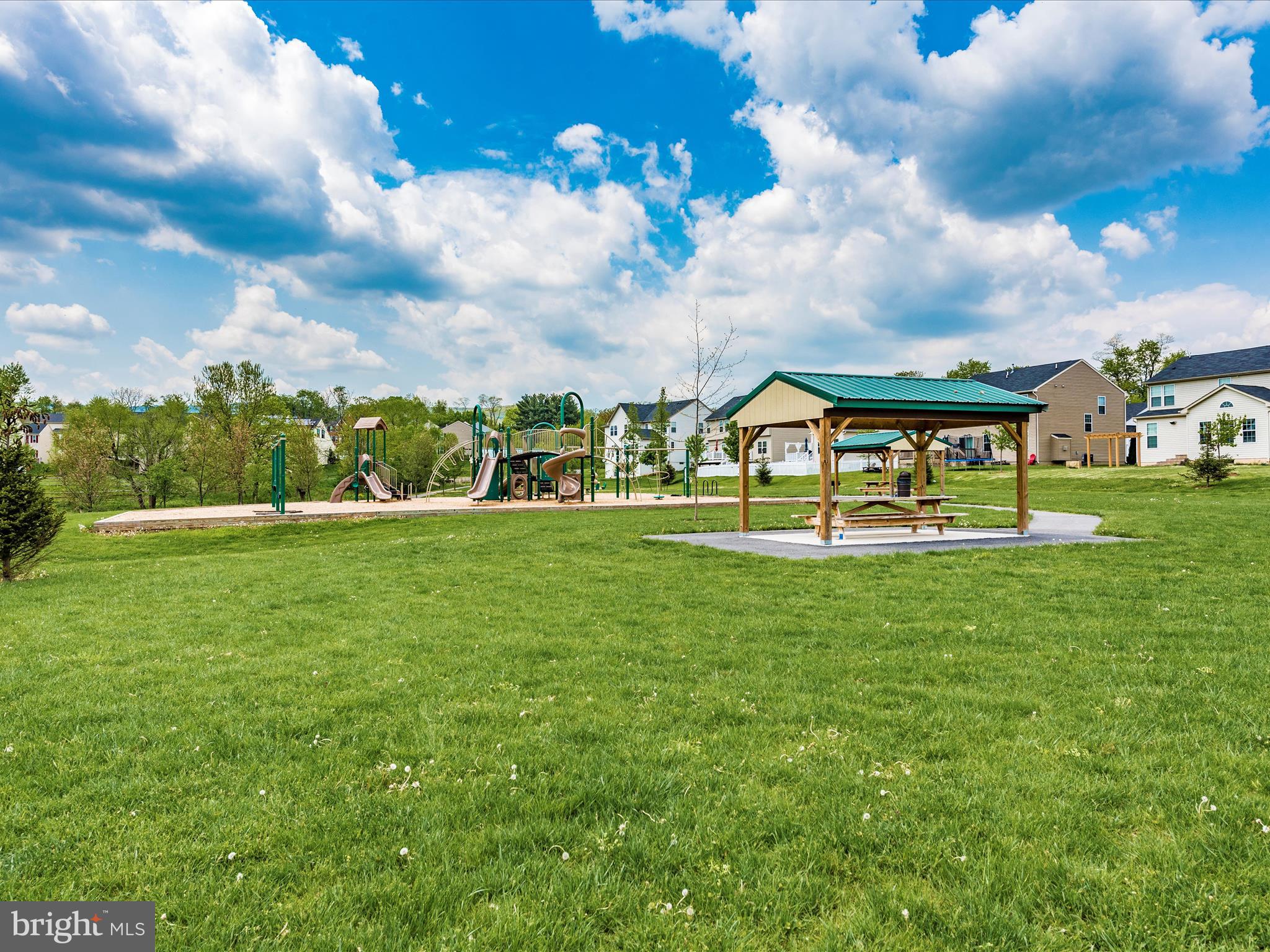 CANNON BLUFF - Residential