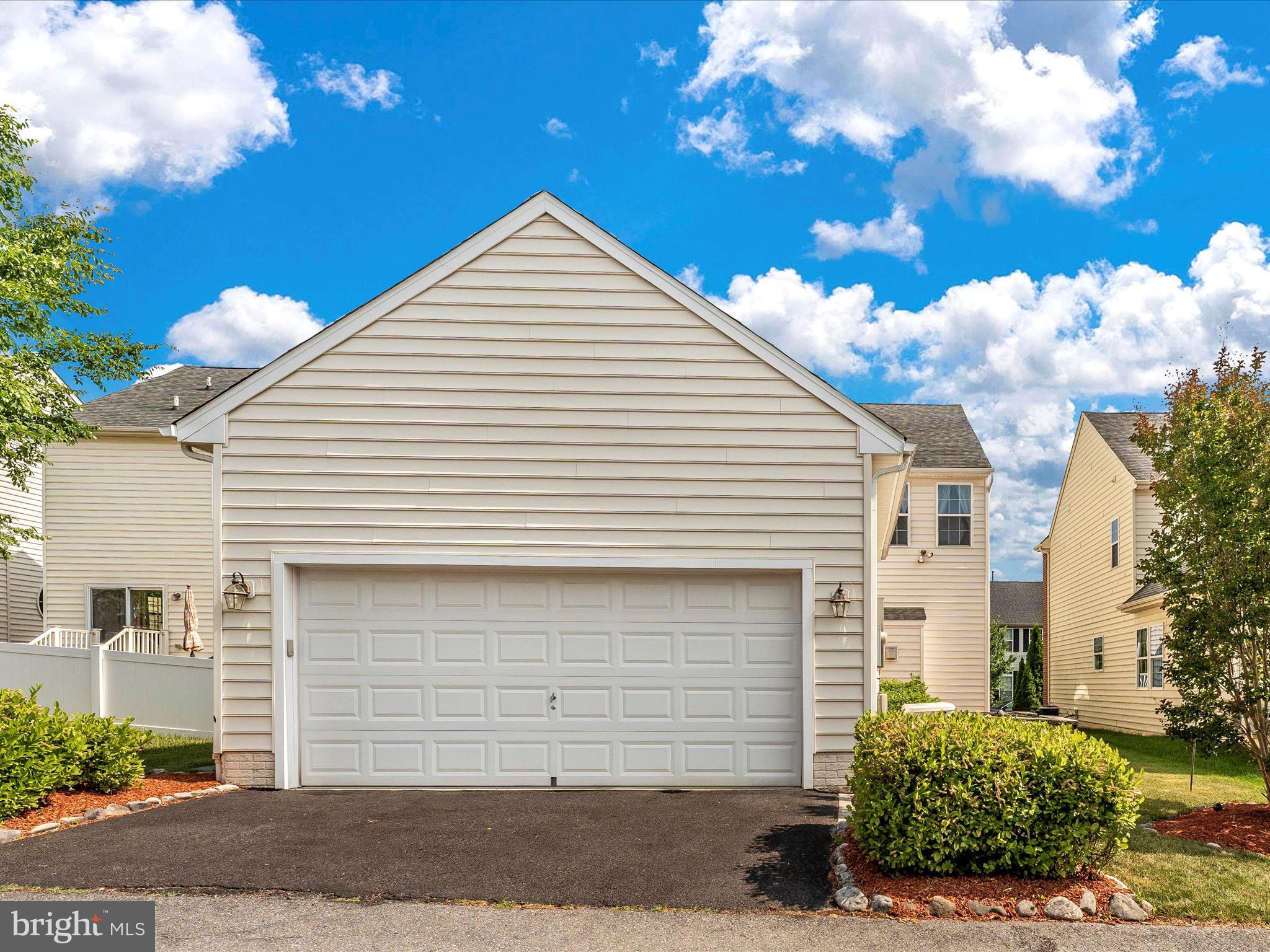 CANNON BLUFF - Residential