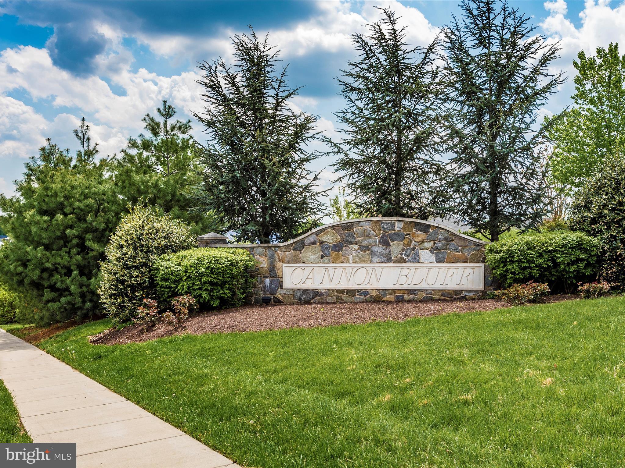 CANNON BLUFF - Residential