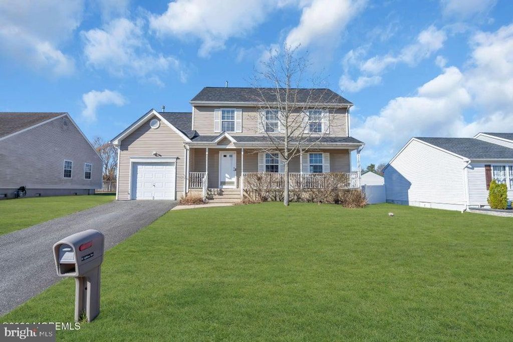 Photo of 131 Lighthouse Drive, TUCKERTON, NJ 08087 (MLS # NJOC2040822)