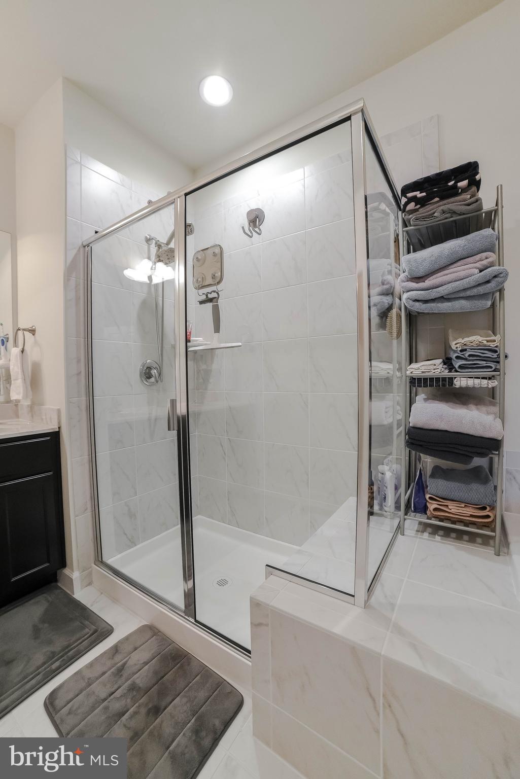 WOODS OF MYRTLE POINT - Residential