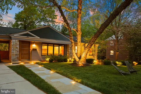 2006 Scroggins Road, Alexandria, VA MLS: VAAX2044578