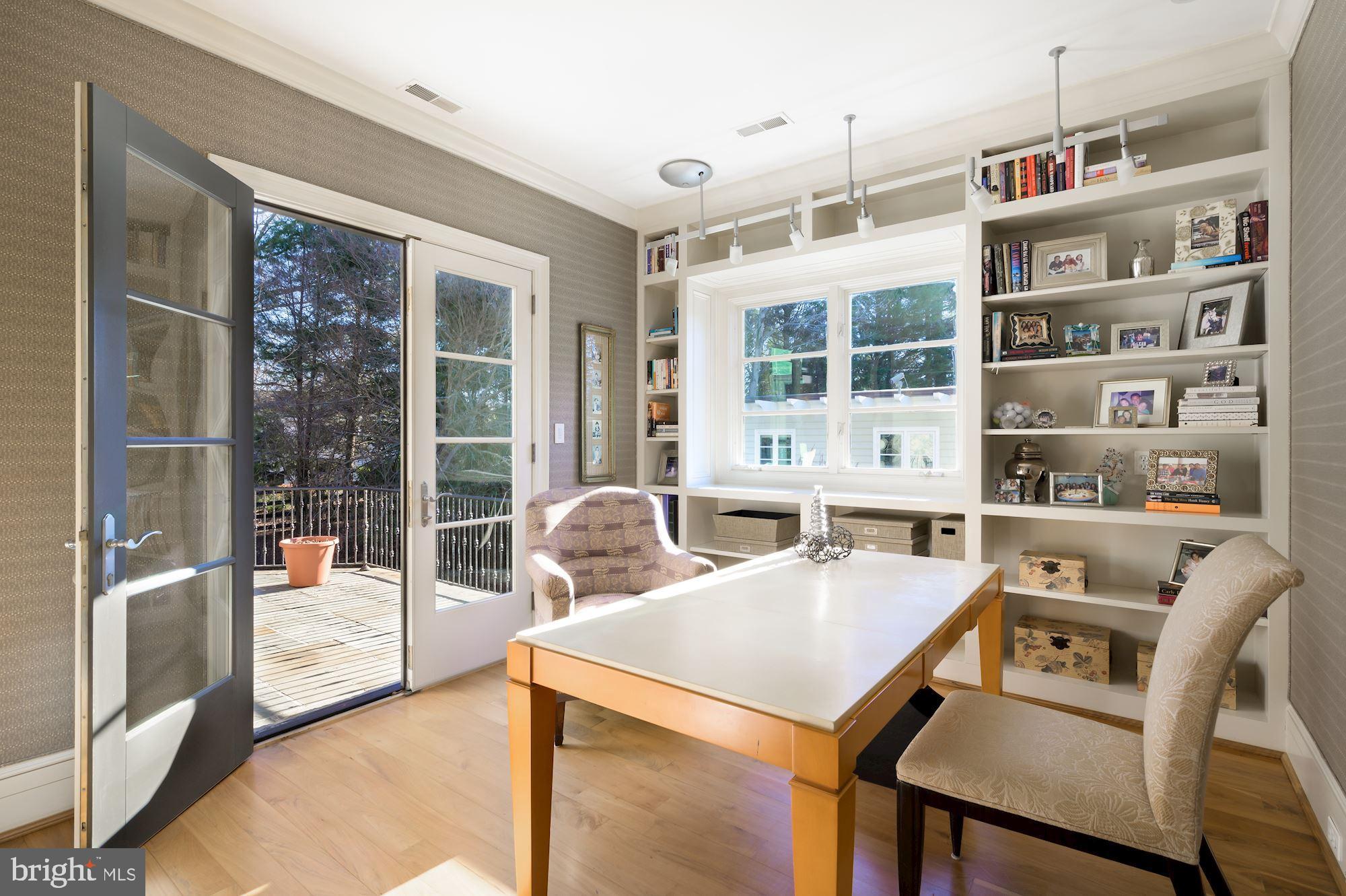 HIDDEN SPRINGS - Residential