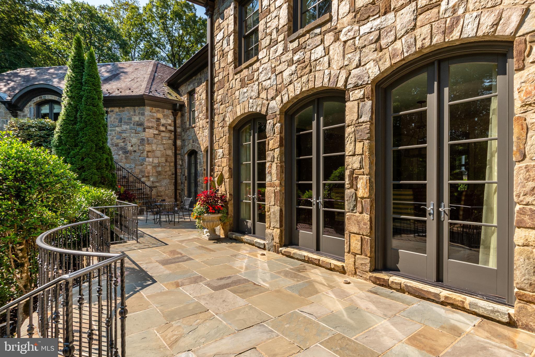 HIDDEN SPRINGS - Residential