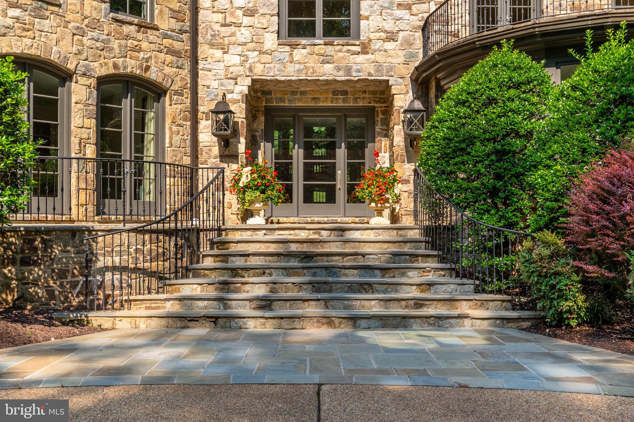 HIDDEN SPRINGS - Residential