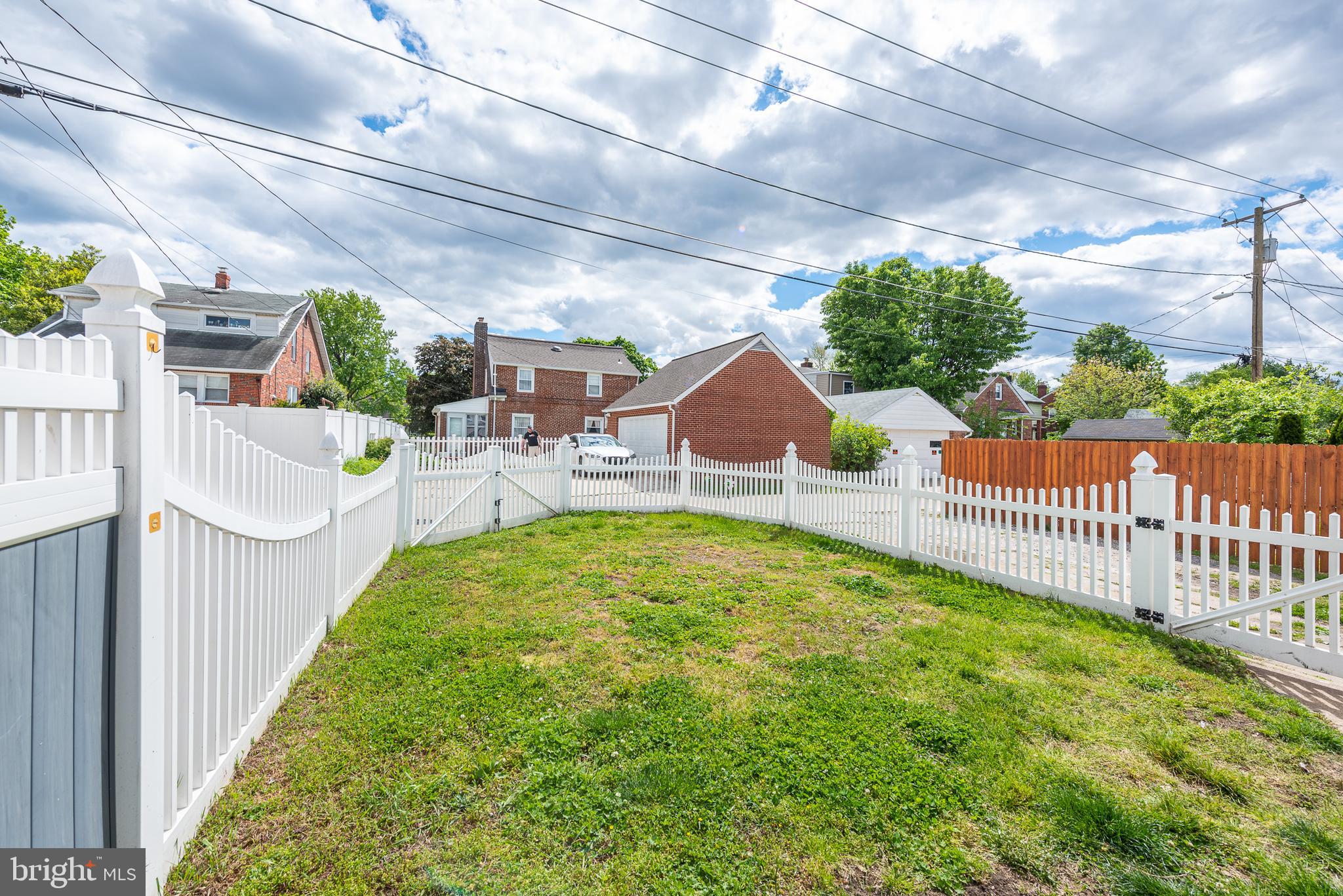 DUNDALK VILLAGE - Residential