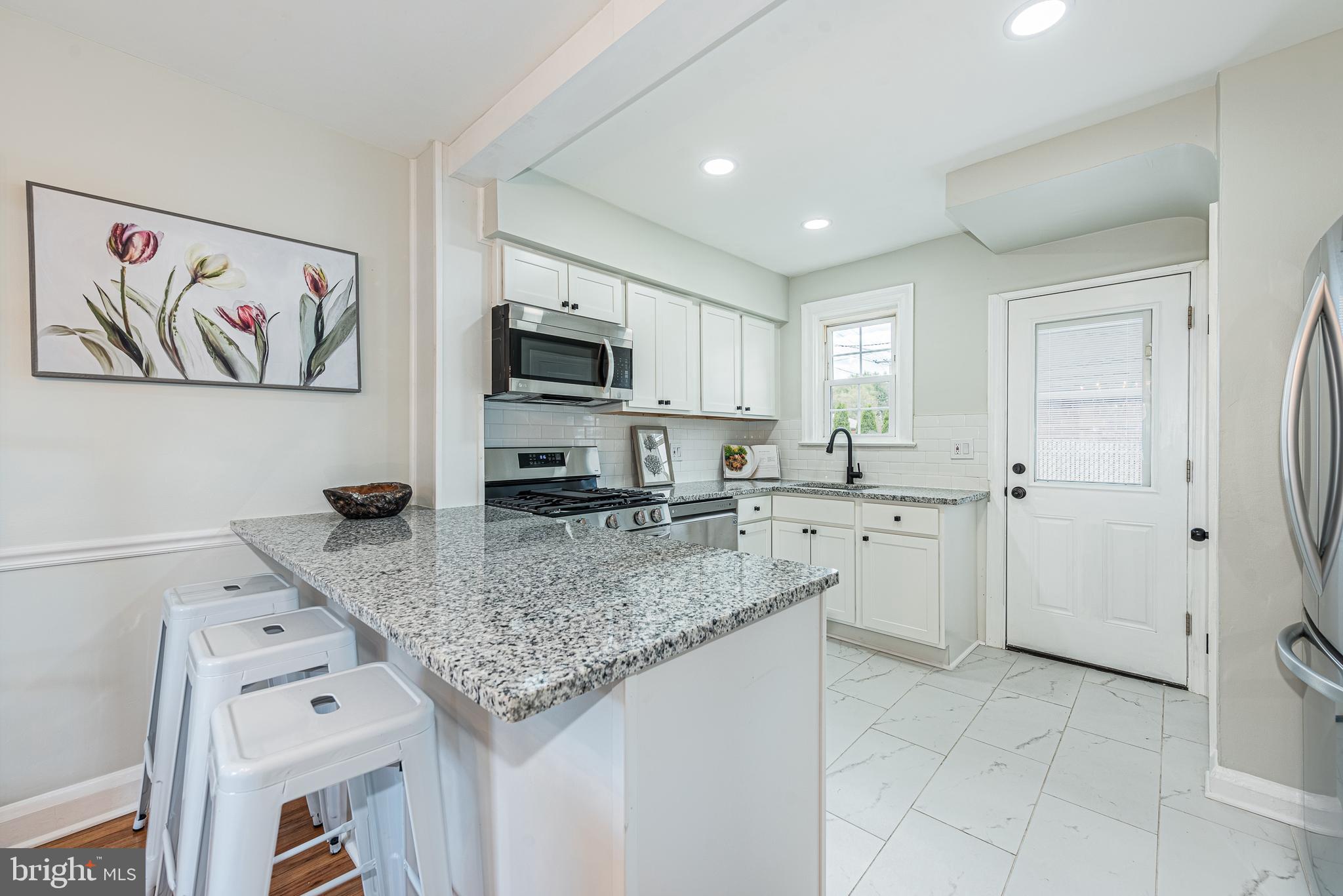 DUNDALK VILLAGE - Residential