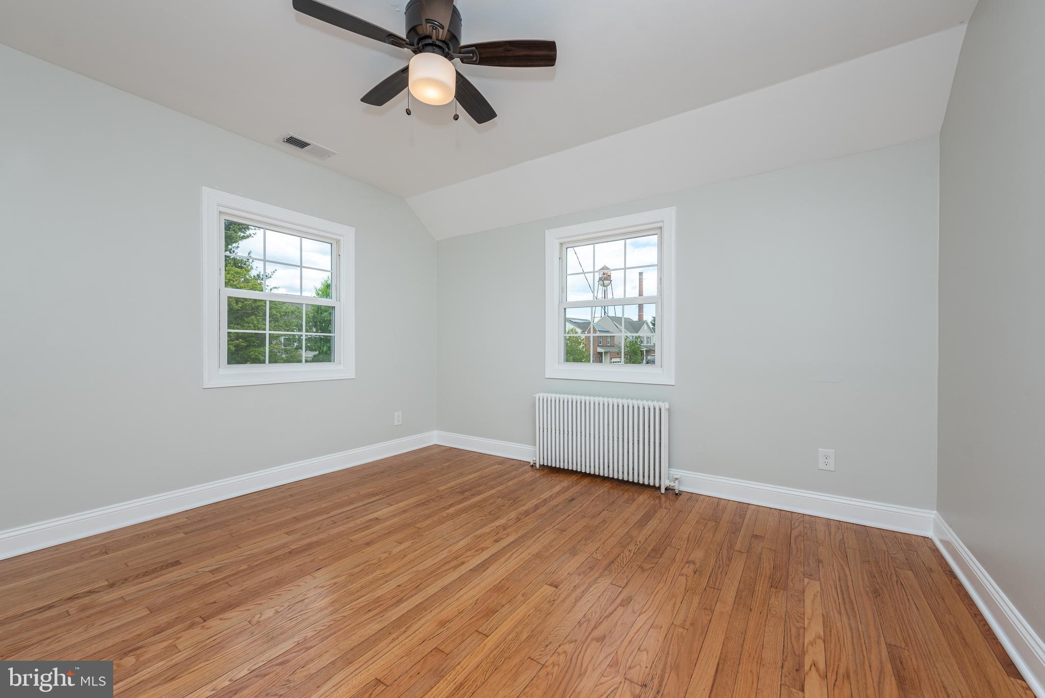 DUNDALK VILLAGE - Residential