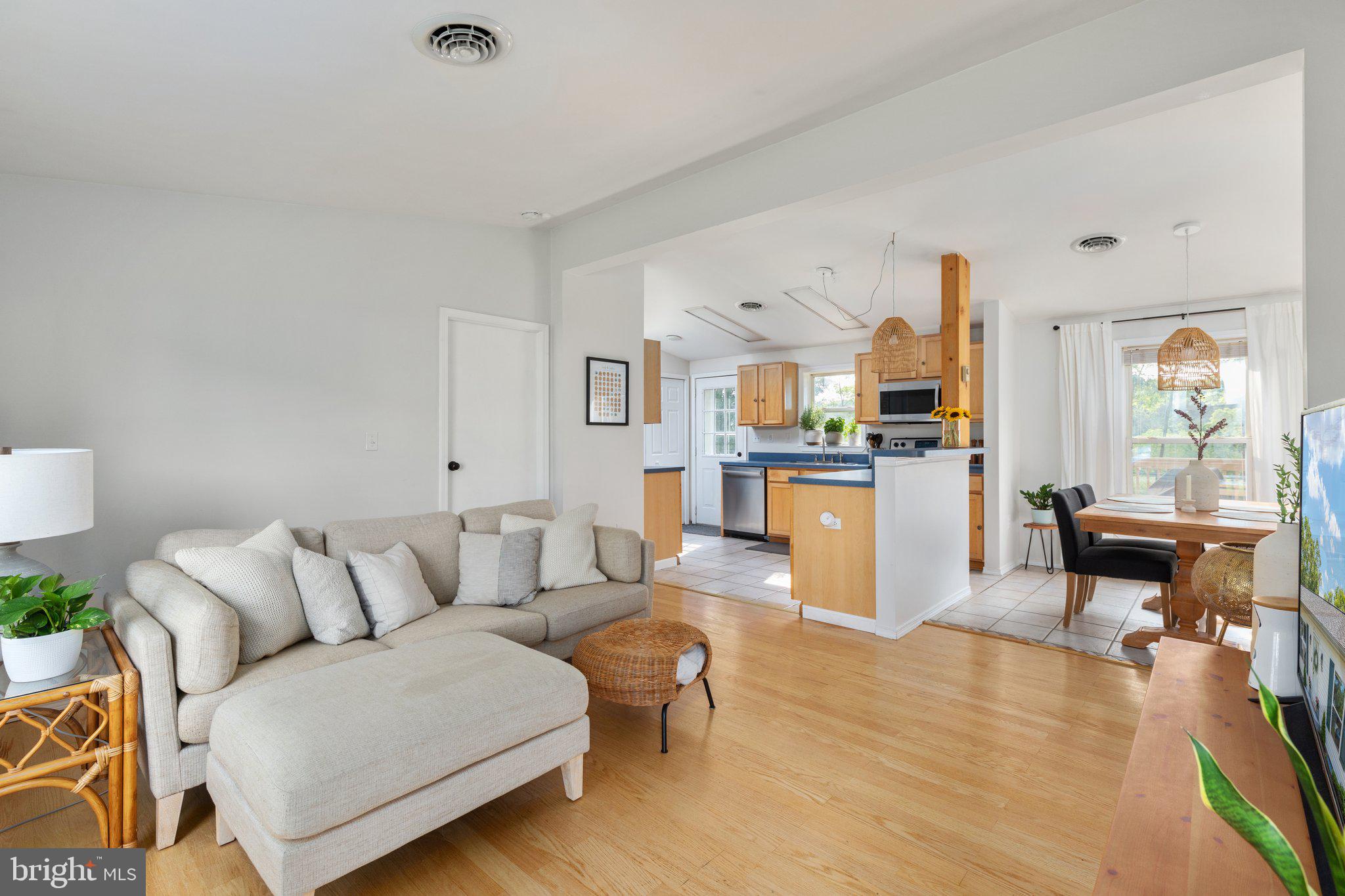 SPRINGFIELD VILLAGE - Residential