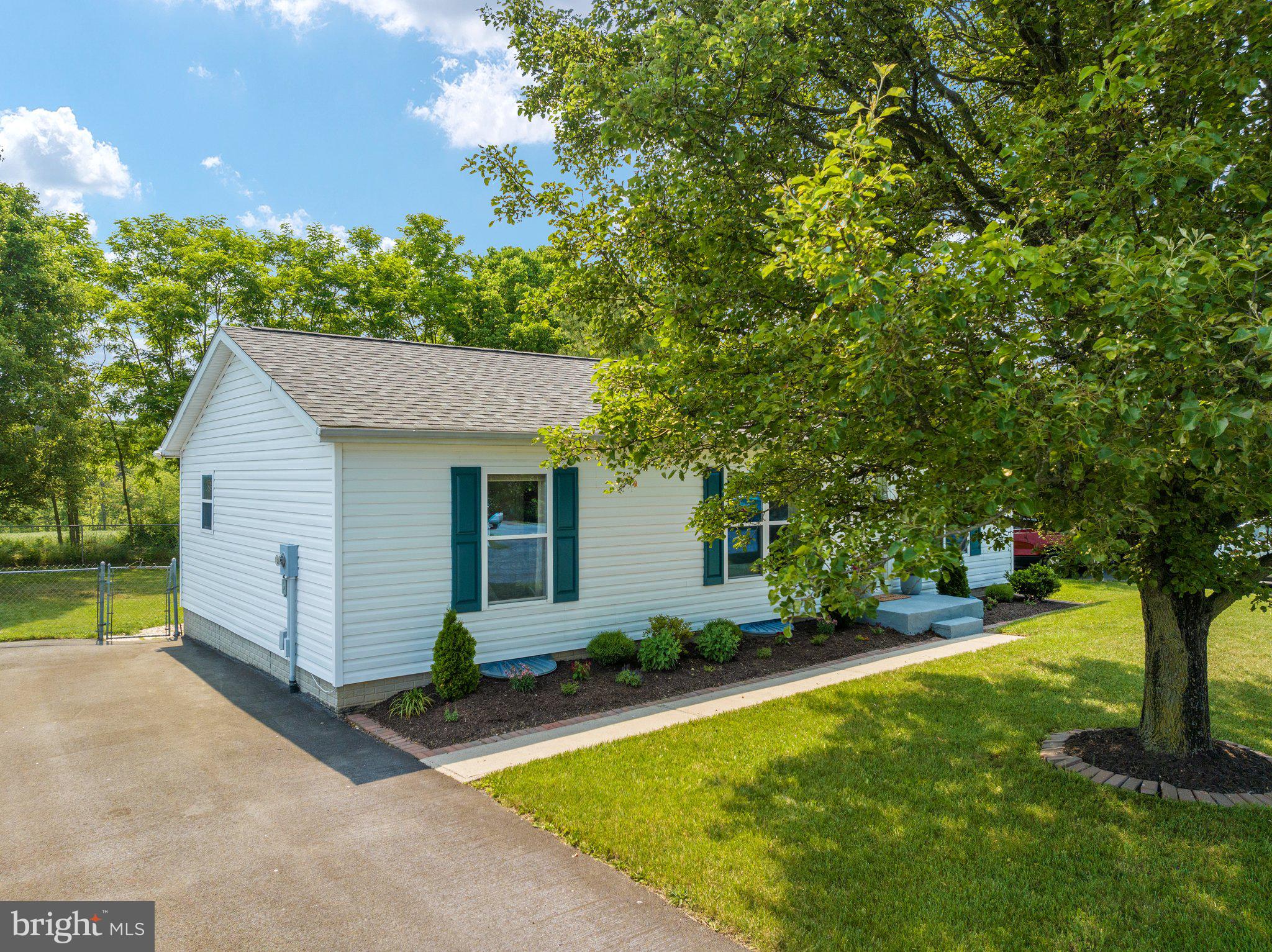 SPRINGFIELD VILLAGE - Residential