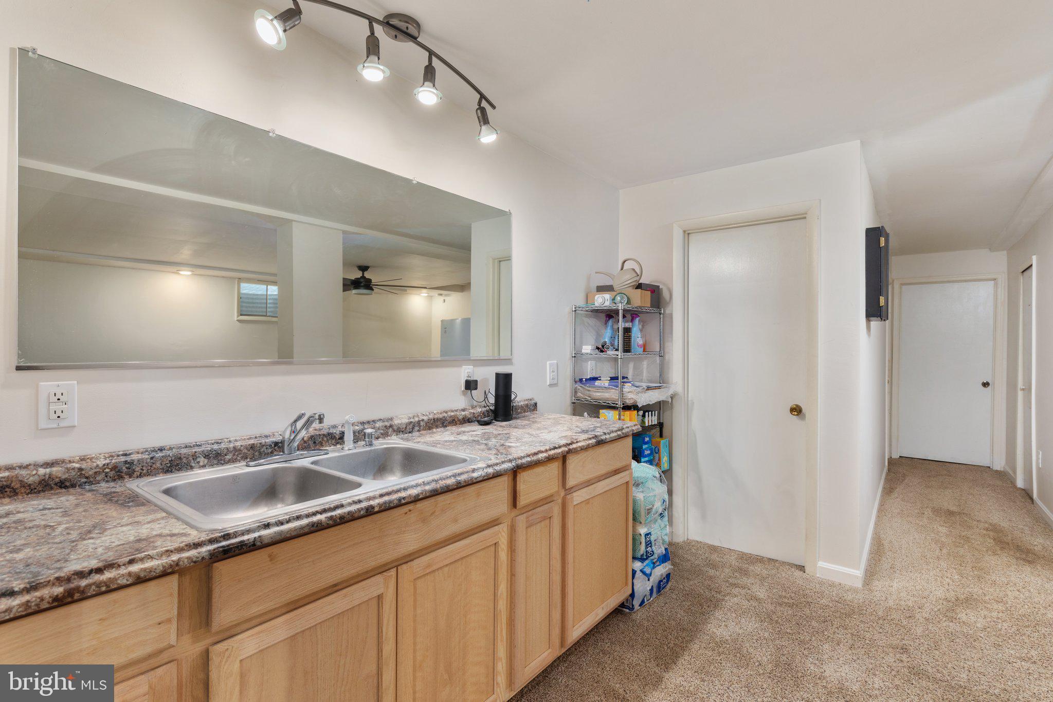 SPRINGFIELD VILLAGE - Residential