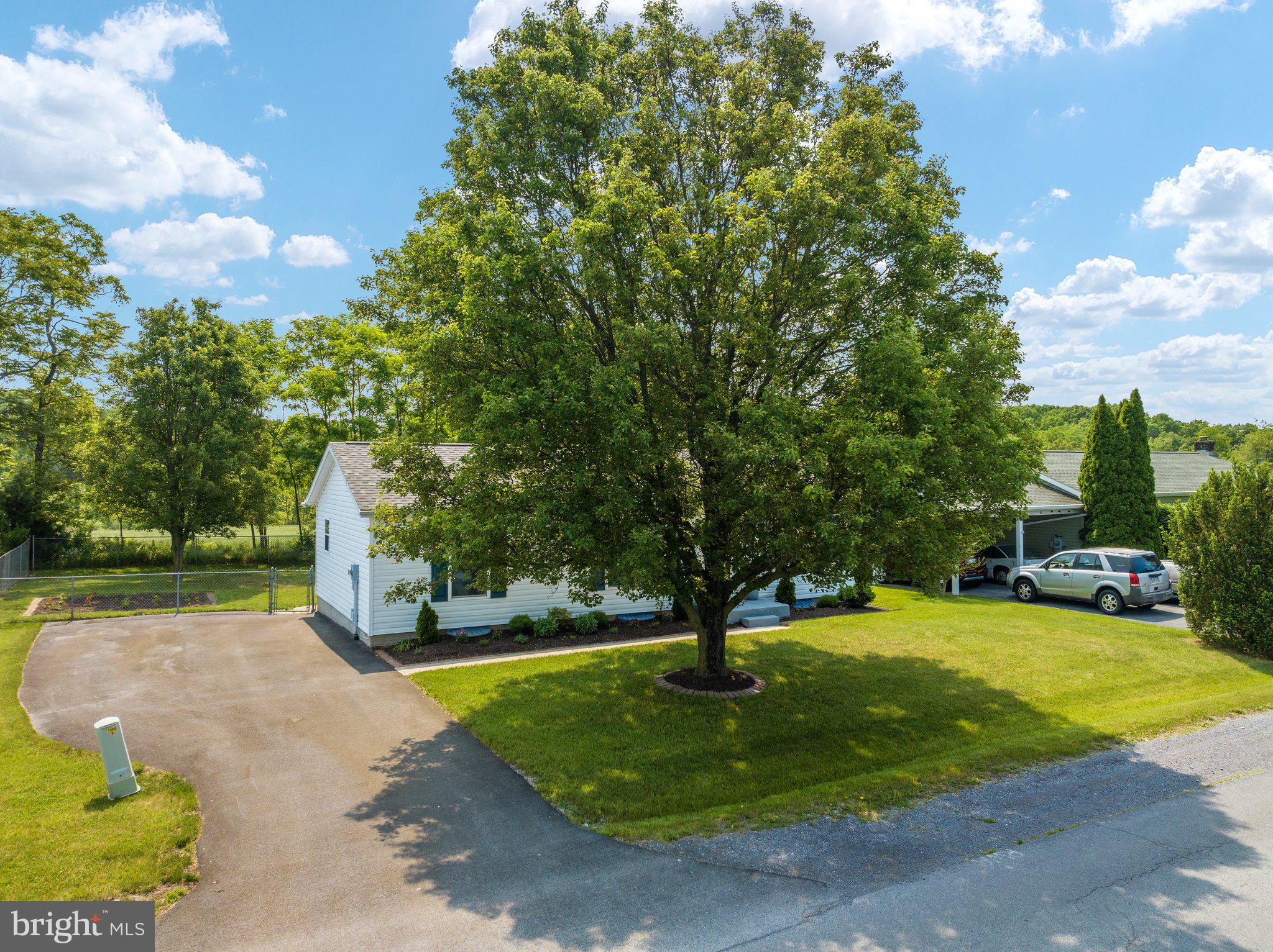 SPRINGFIELD VILLAGE - Residential