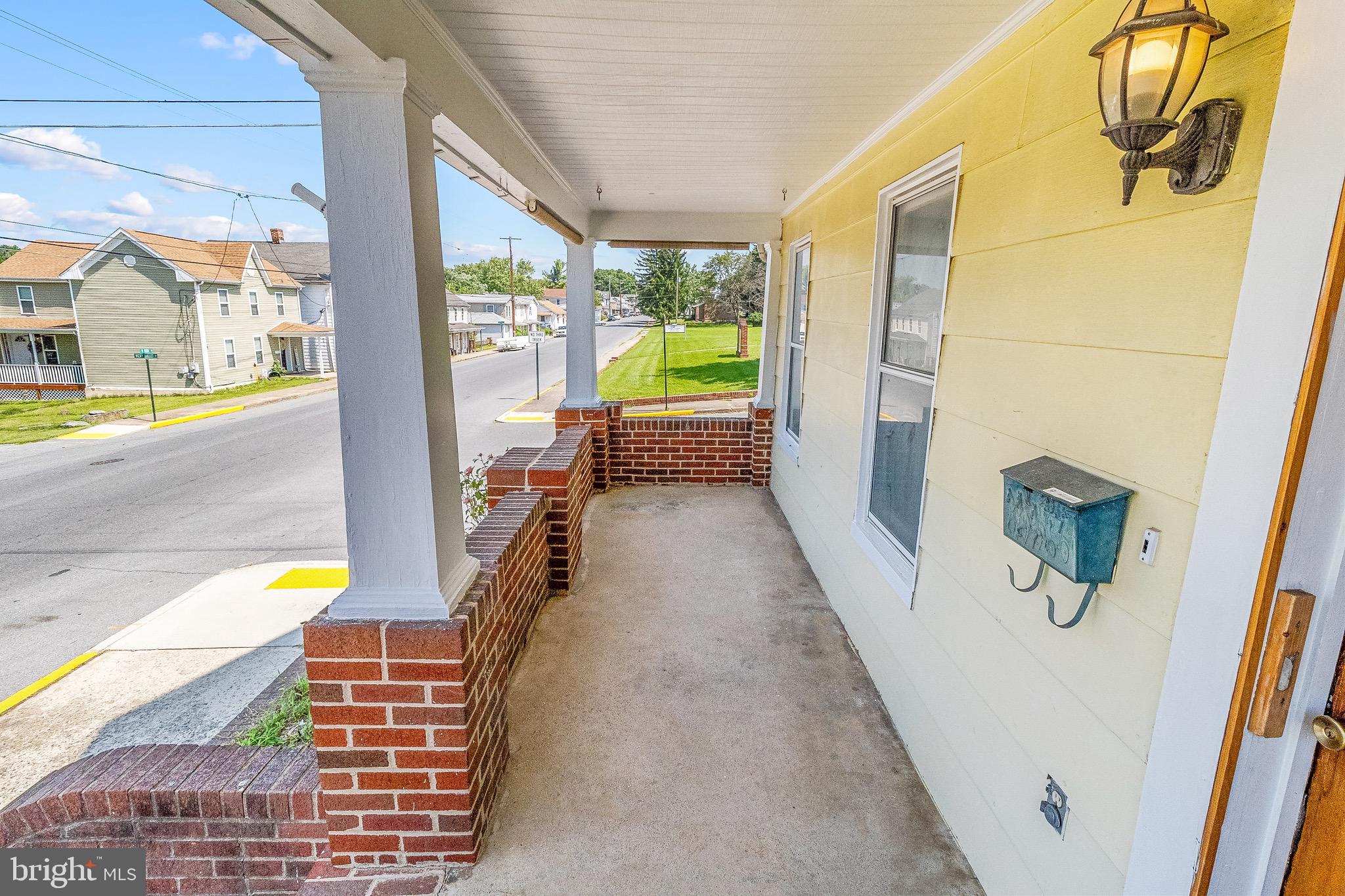 329 N HIGH STREET
