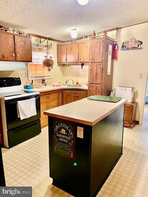 HIGHLAND MANOR - Residential