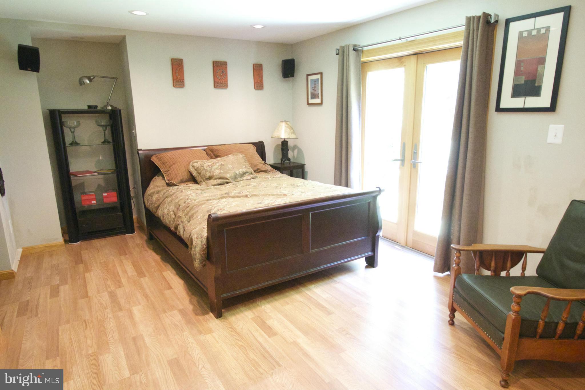 POTOMAC LAKES - Residential