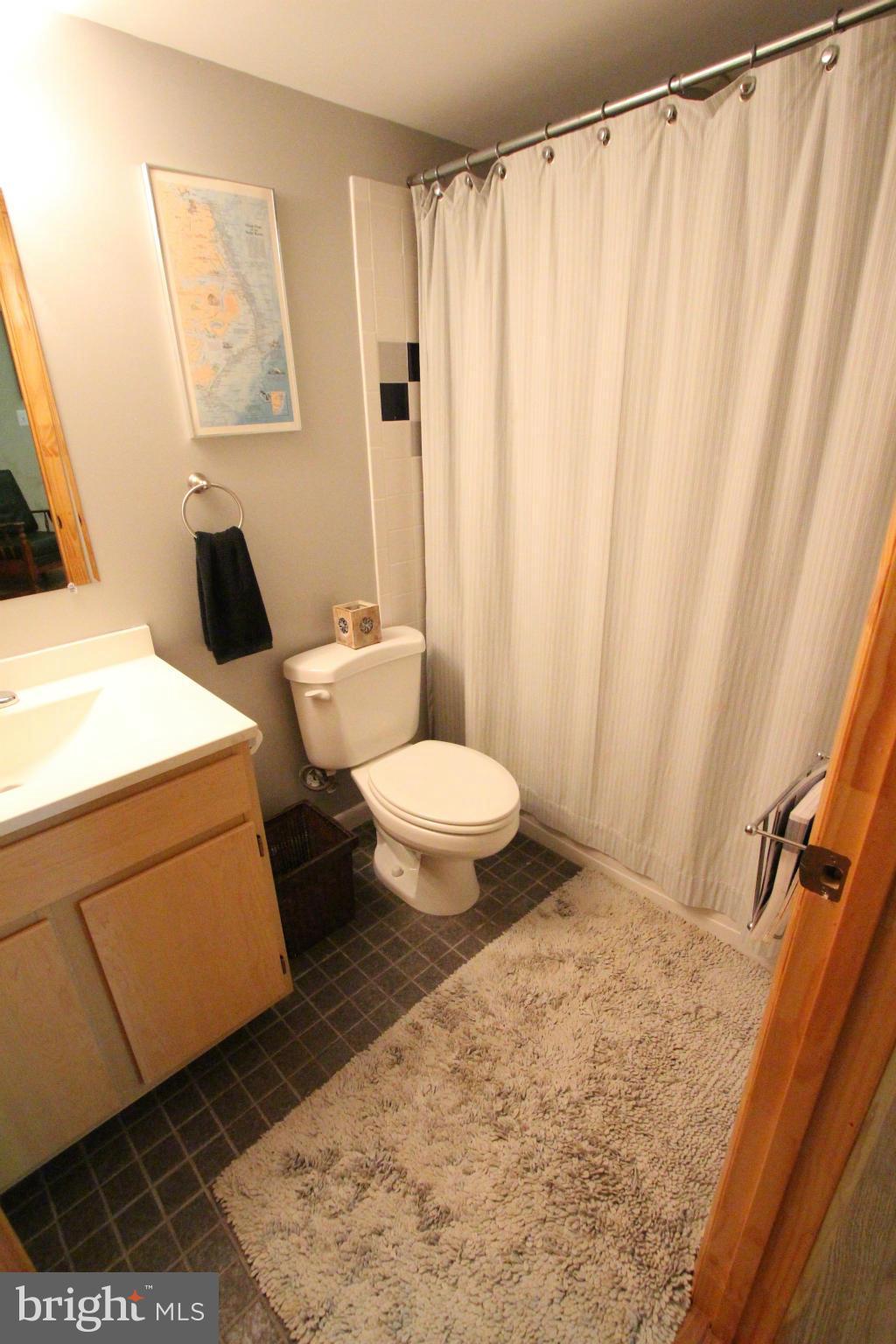 POTOMAC LAKES - Residential