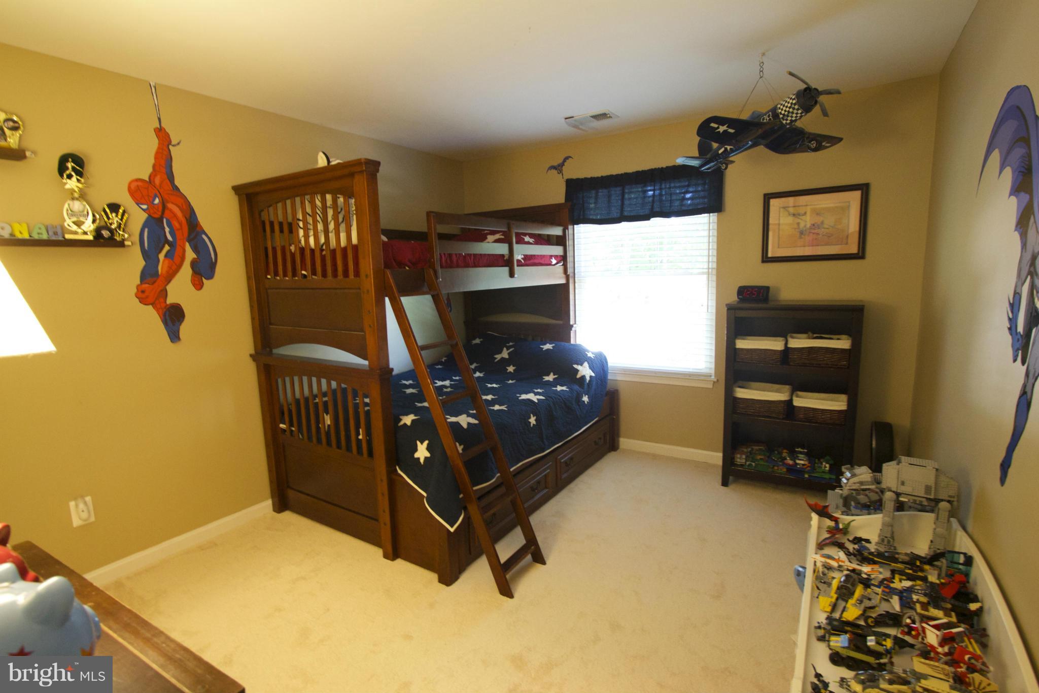 POTOMAC LAKES - Residential